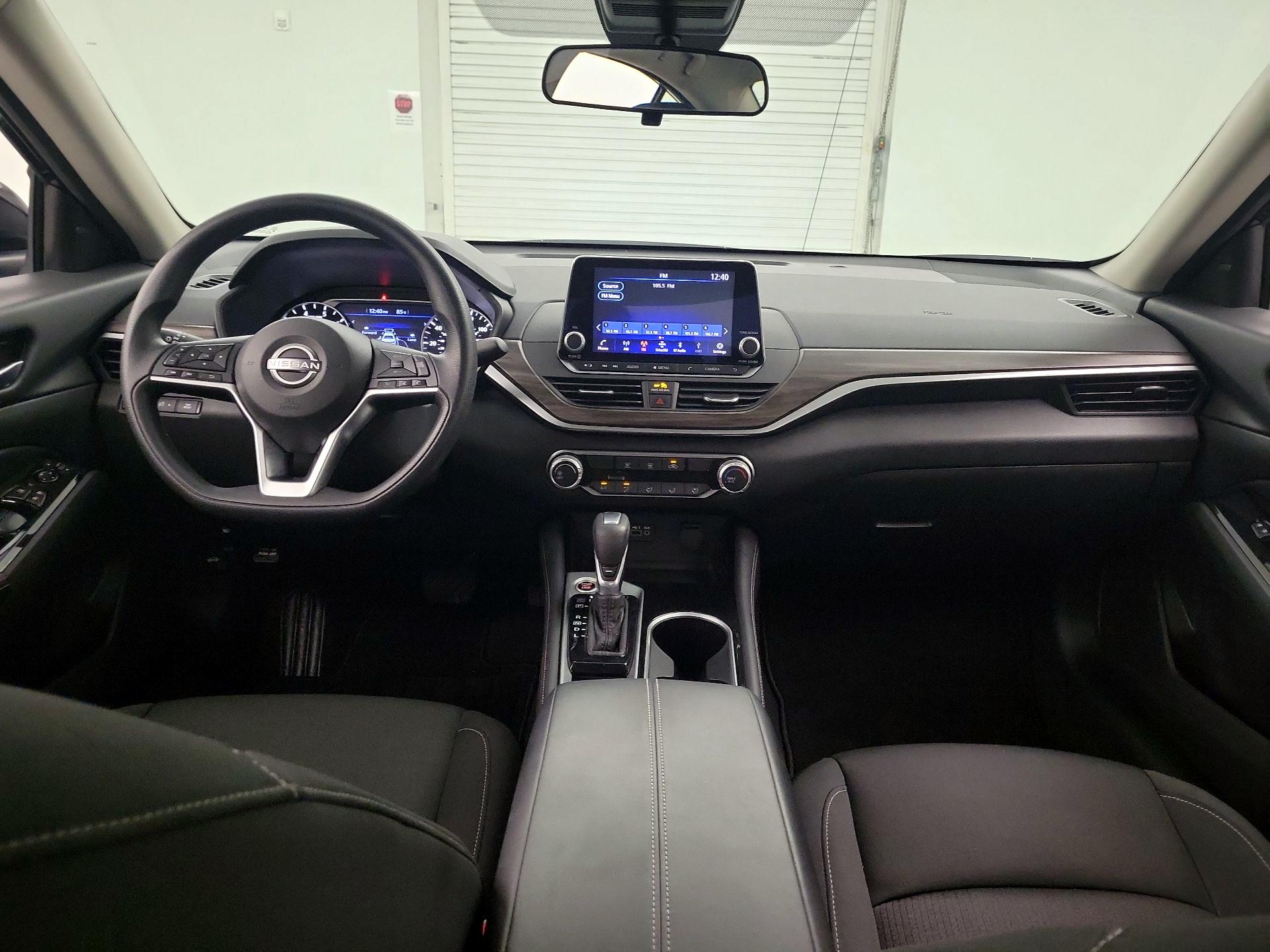 Thumbnail: 2023 Nissan Altima - 9