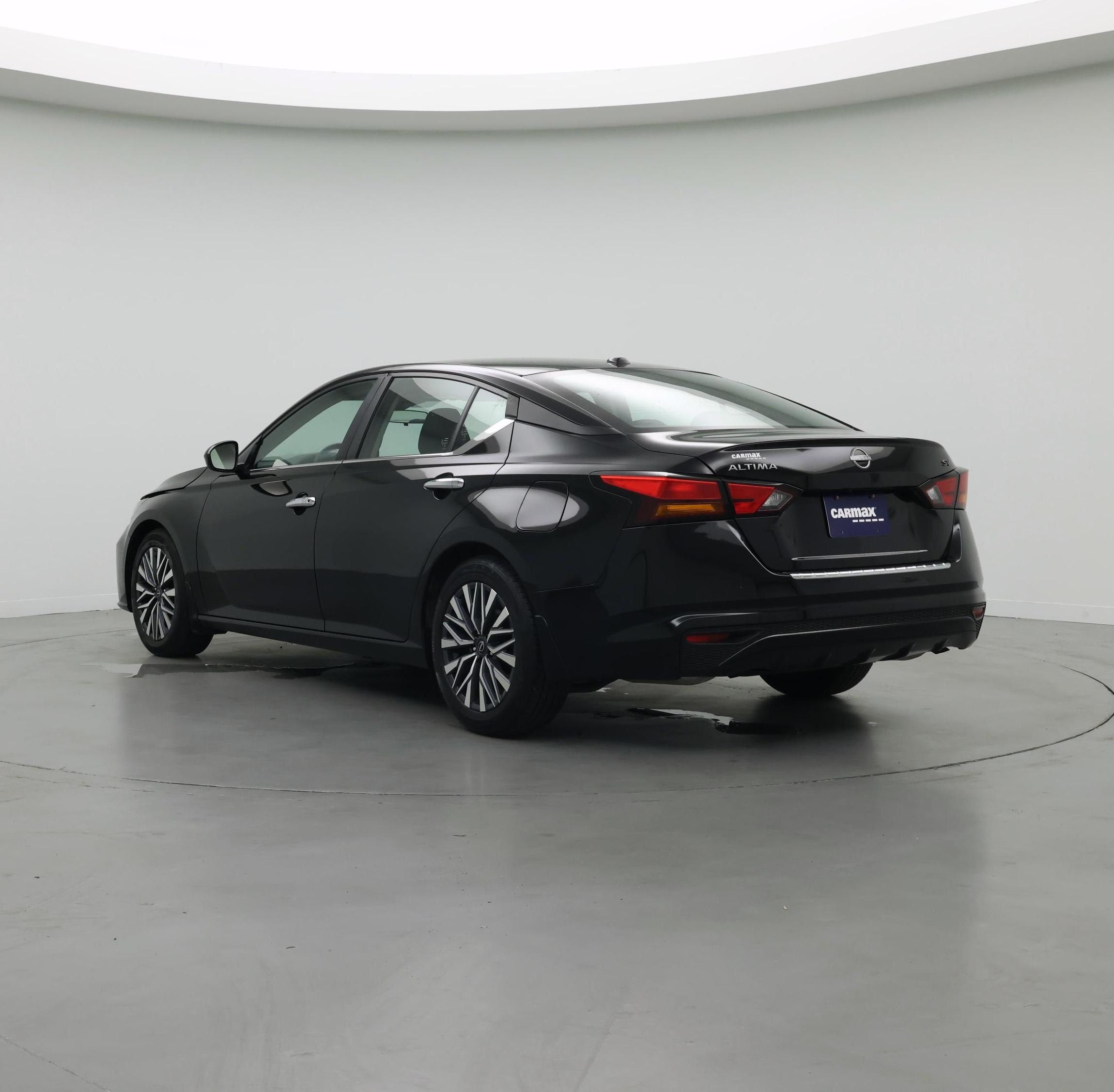 Thumbnail: 2023 Nissan Altima - 2