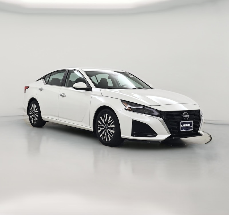 2023 Nissan Altima SV