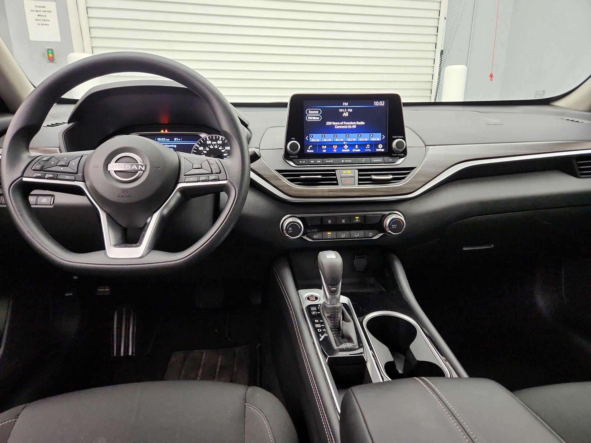 Thumbnail: 2023 Nissan Altima - 9