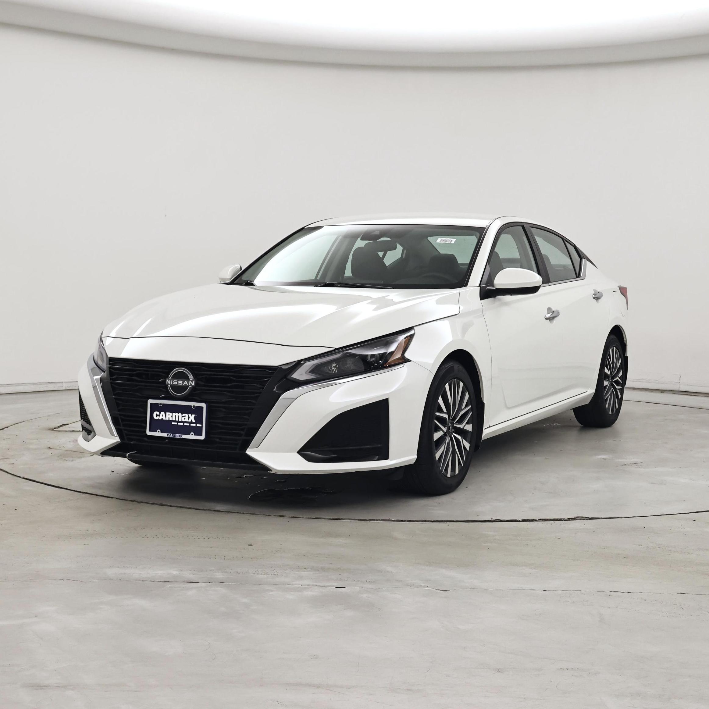 Thumbnail: 2023 Nissan Altima - 4