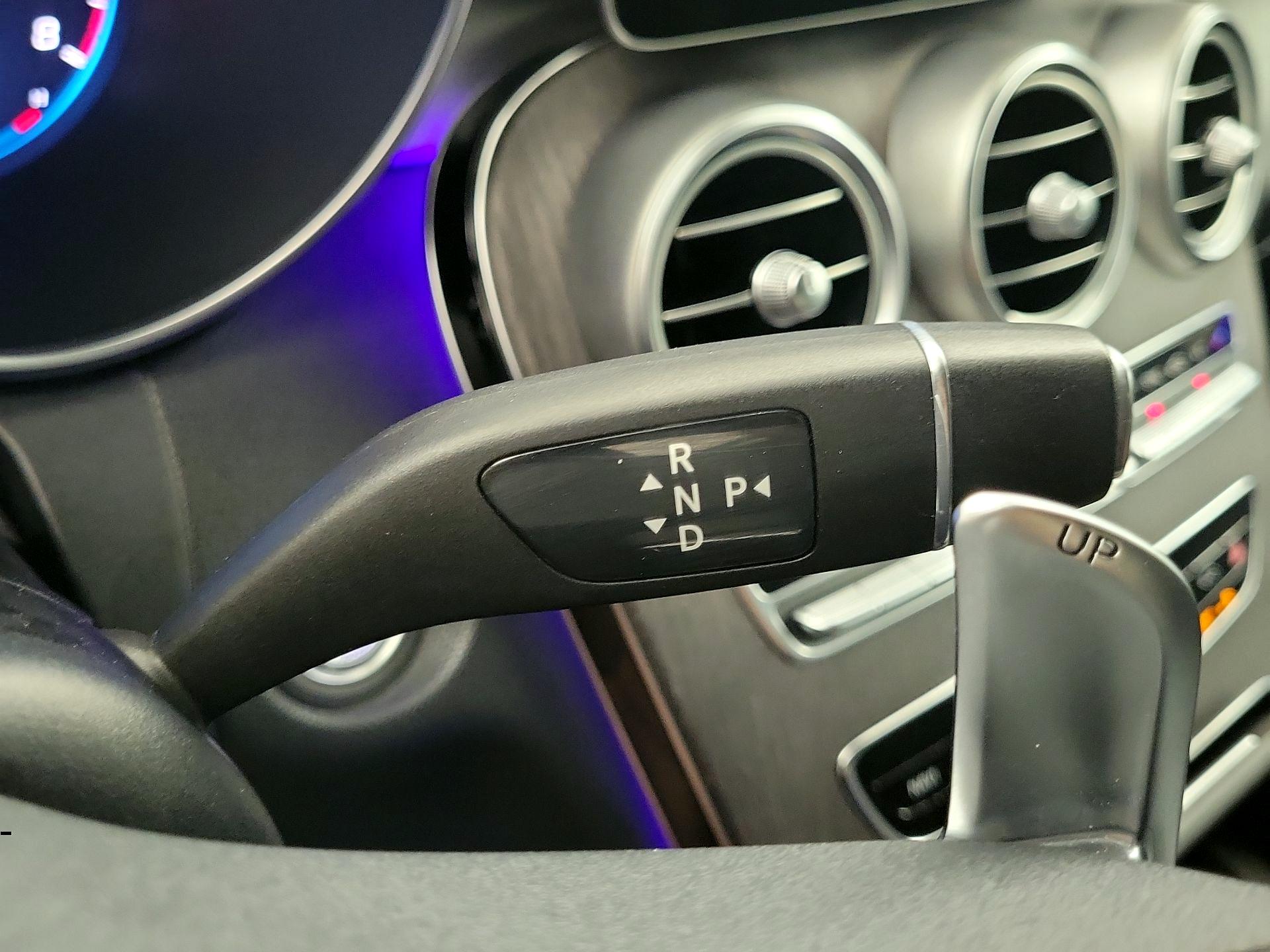 Thumbnail: 2020 Mercedes-Benz C-Class - 18