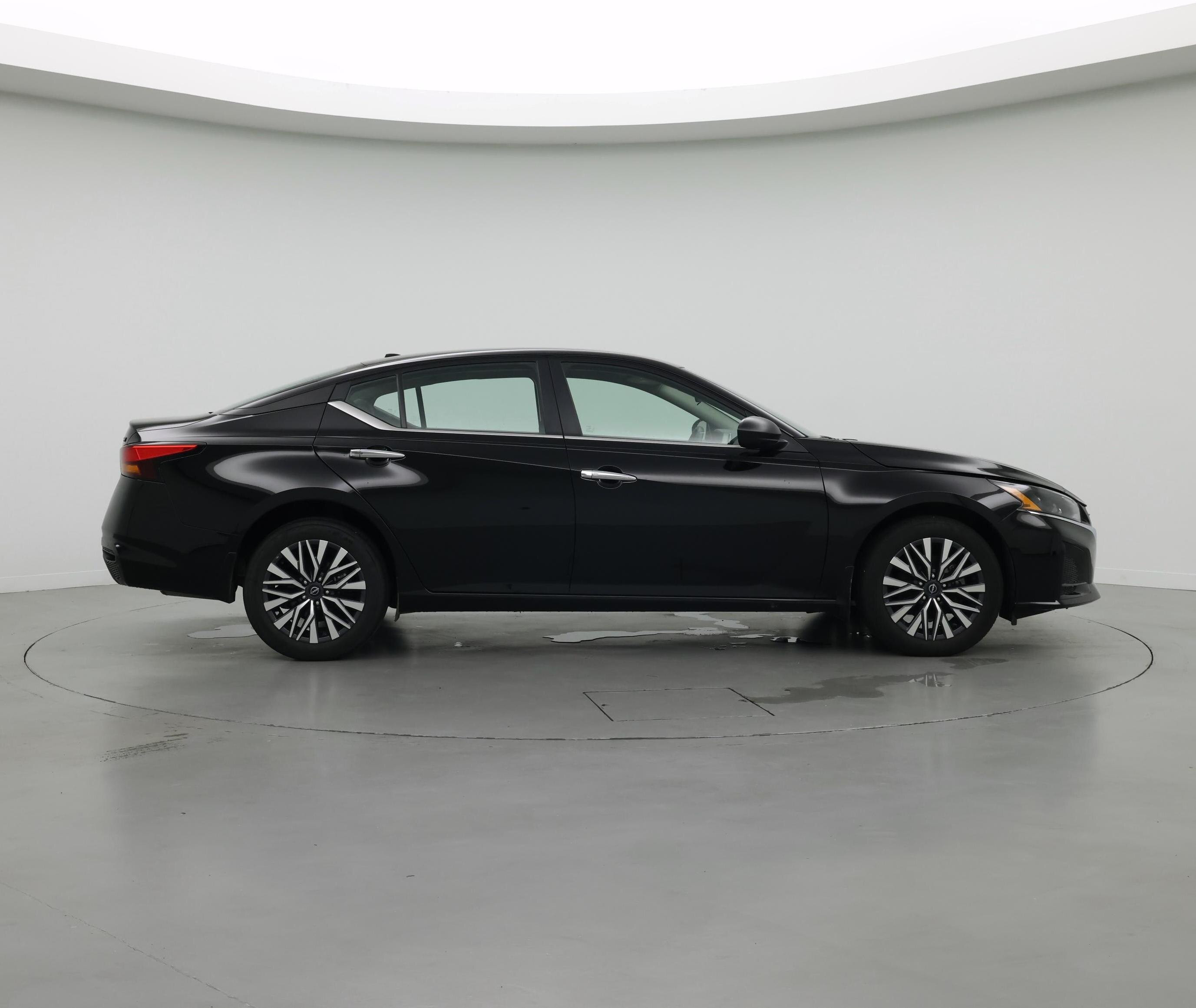 Thumbnail: 2024 Nissan Altima - 7