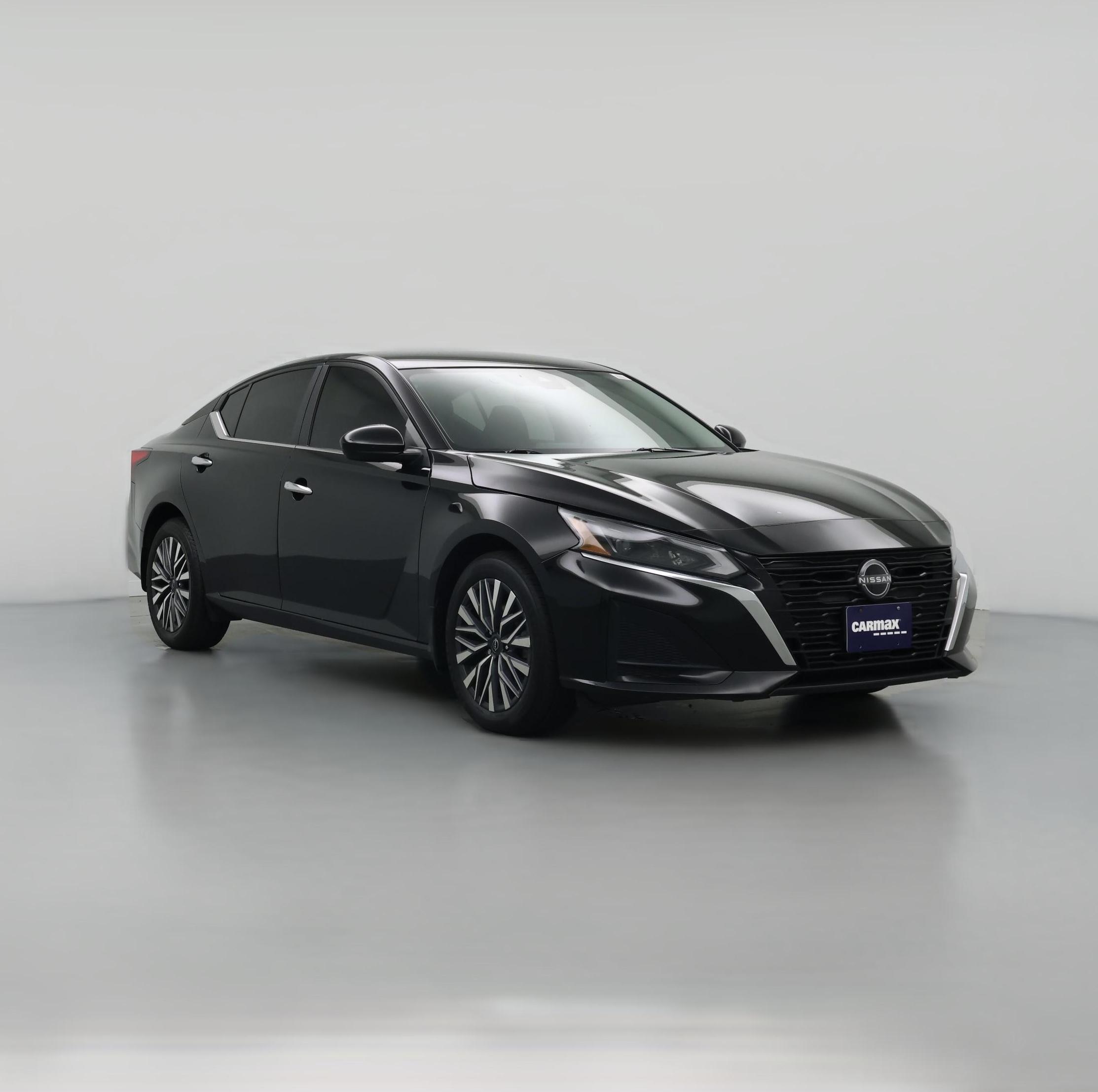 Thumbnail: 2023 Nissan Altima - 1