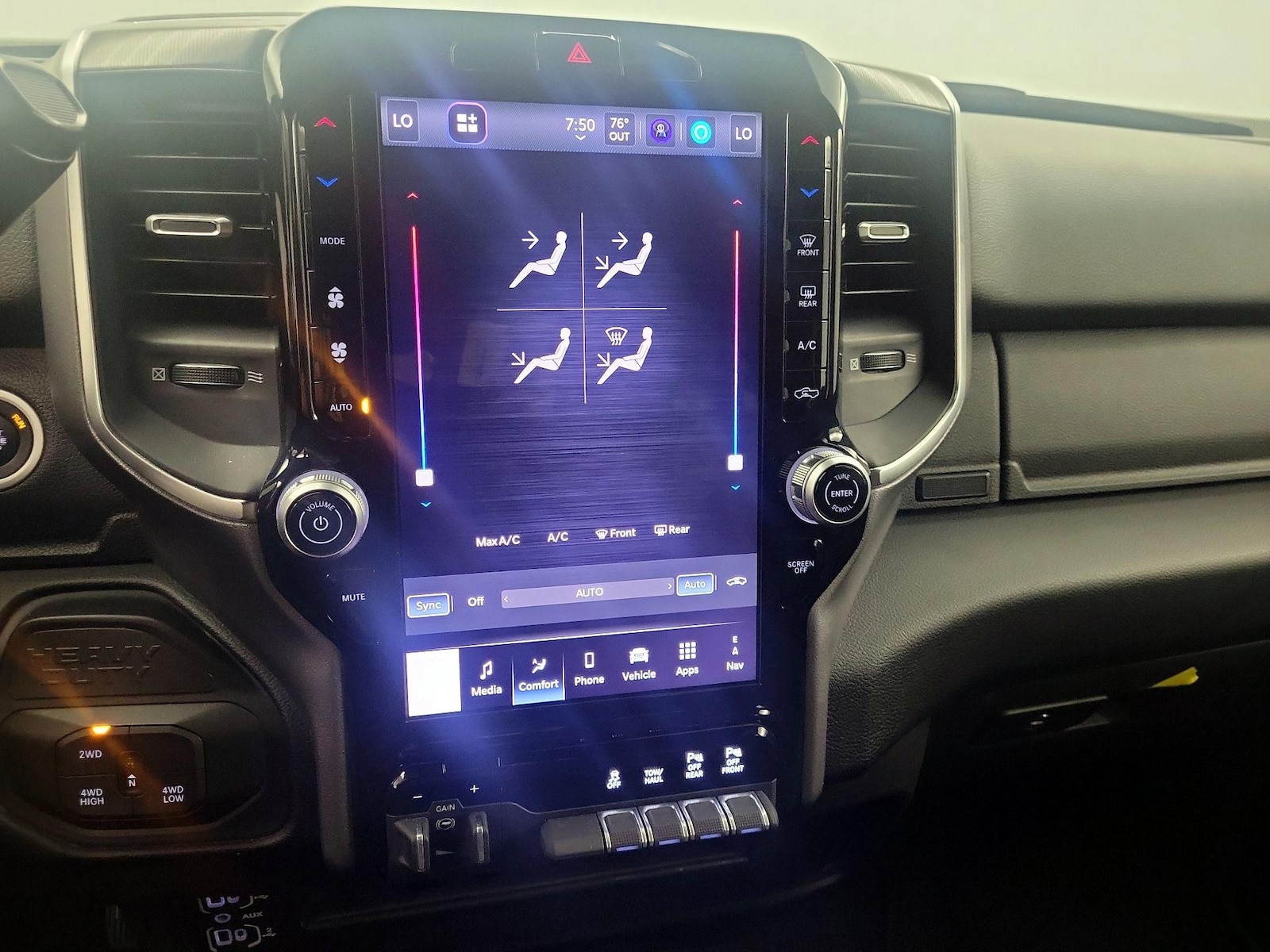 2025 RAM Ram 2500 Pickup Big Horn - Photo 18