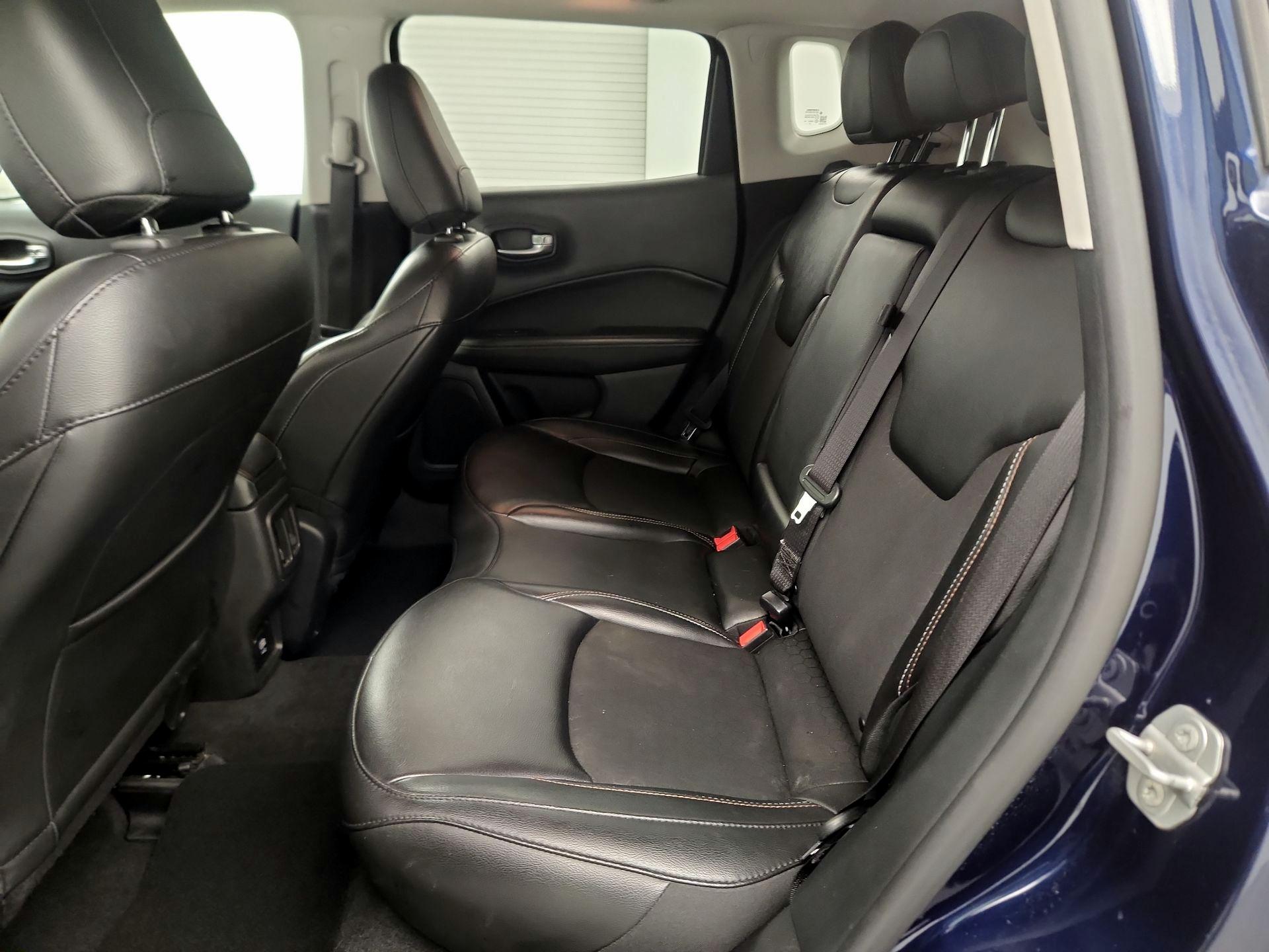 Thumbnail: 2020 Jeep Compass - 18