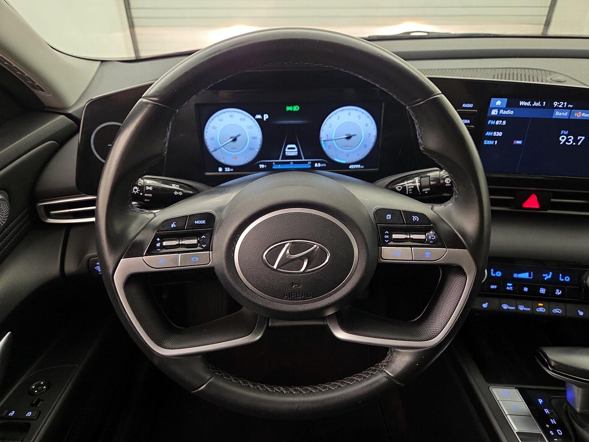 Thumbnail: 2022 Hyundai Elantra - 10