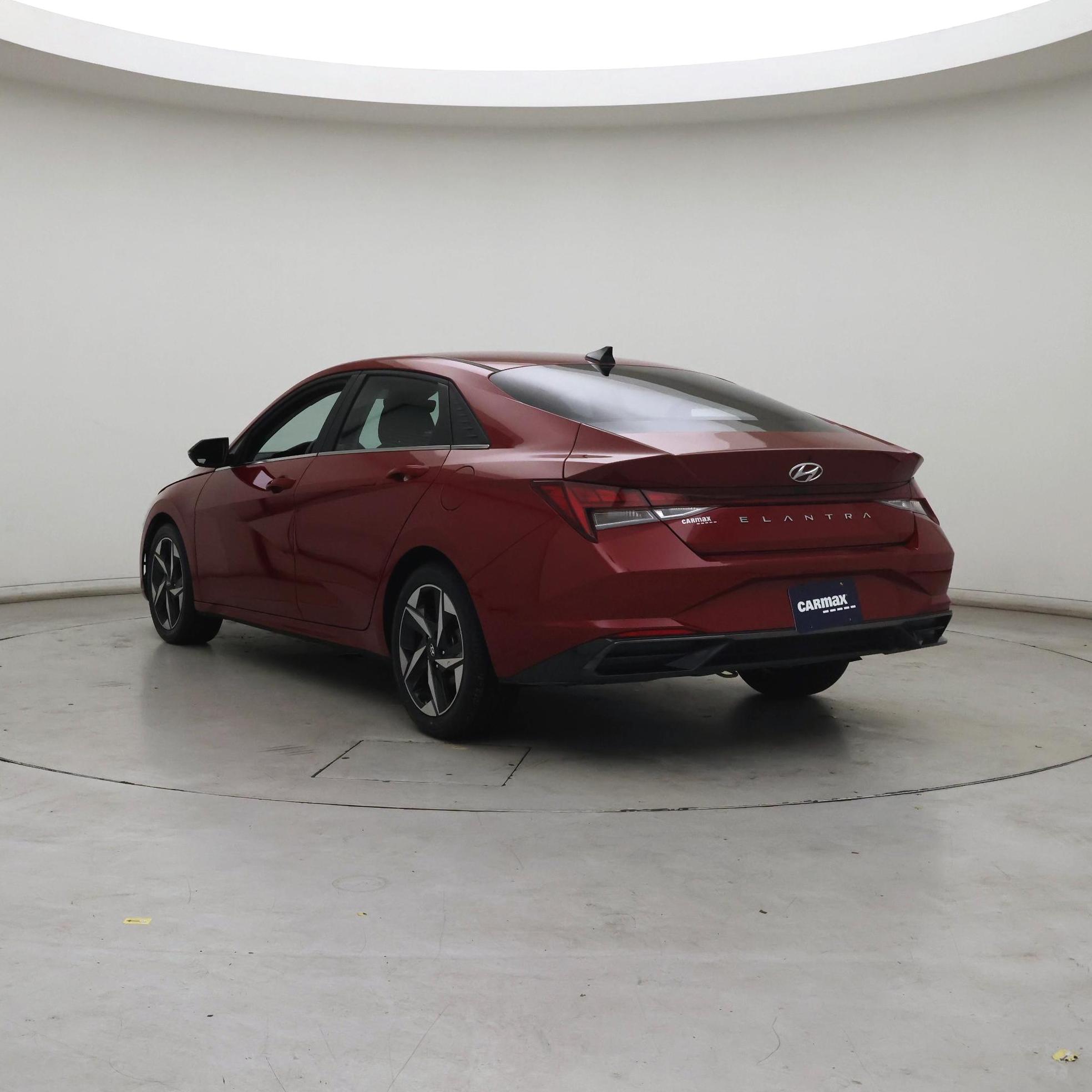 Thumbnail: 2022 Hyundai Elantra - 2
