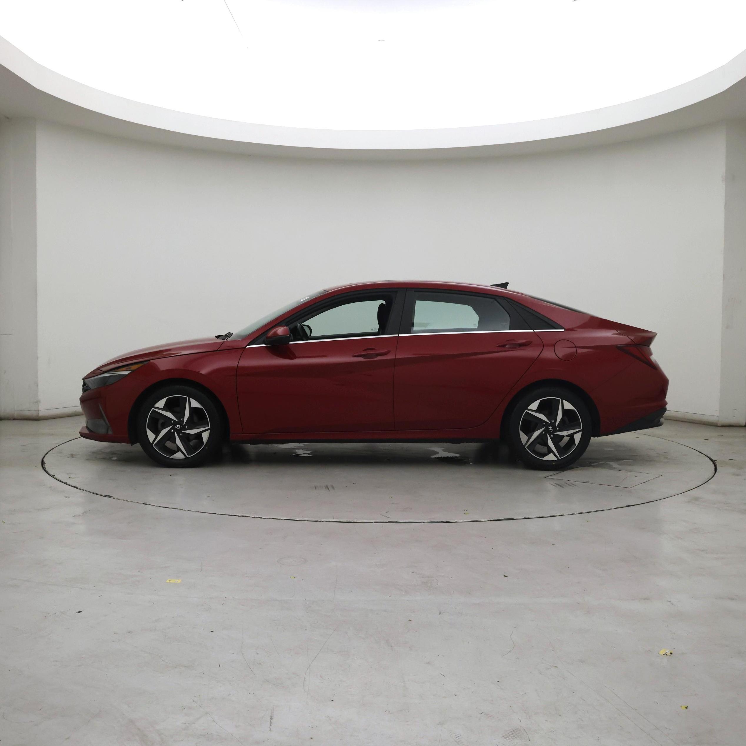 Thumbnail: 2022 Hyundai Elantra - 3