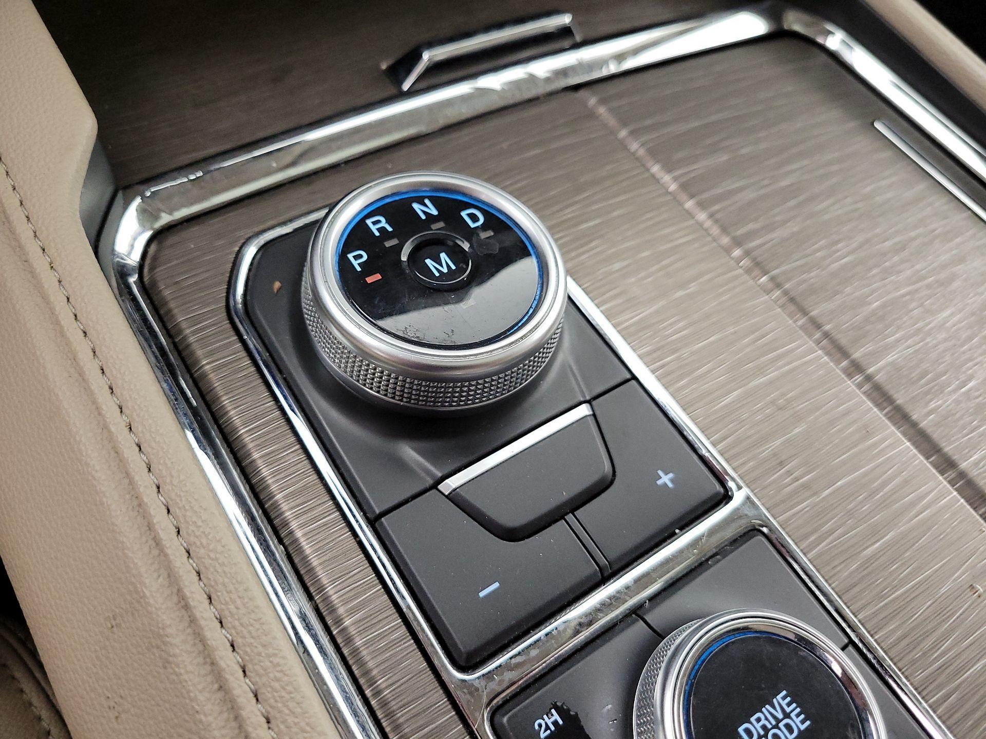 Thumbnail: 2024 Ford Expedition - 18