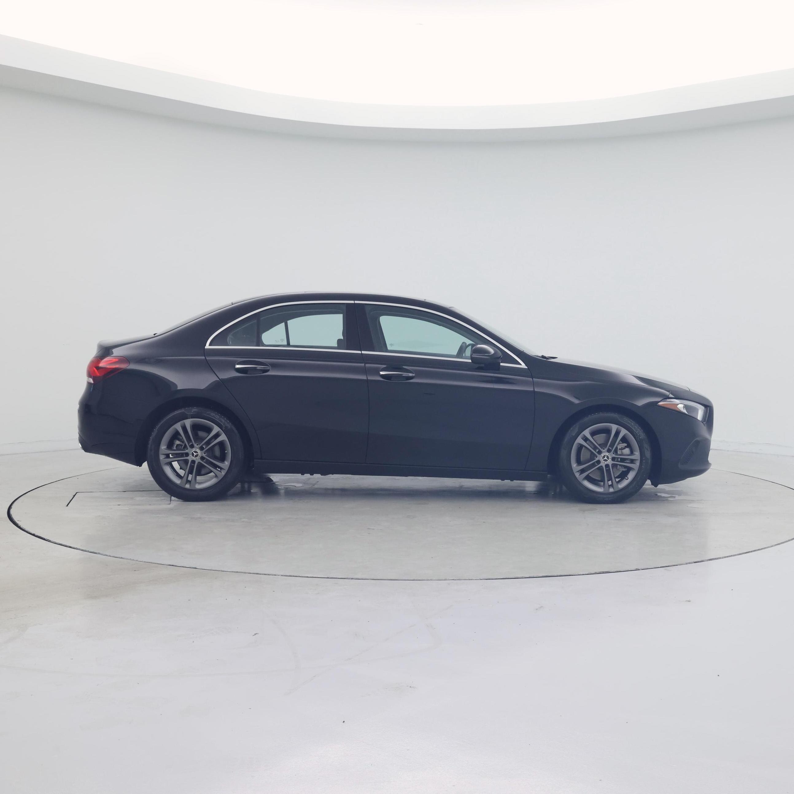 Thumbnail: 2020 Mercedes-Benz A-Class - 7
