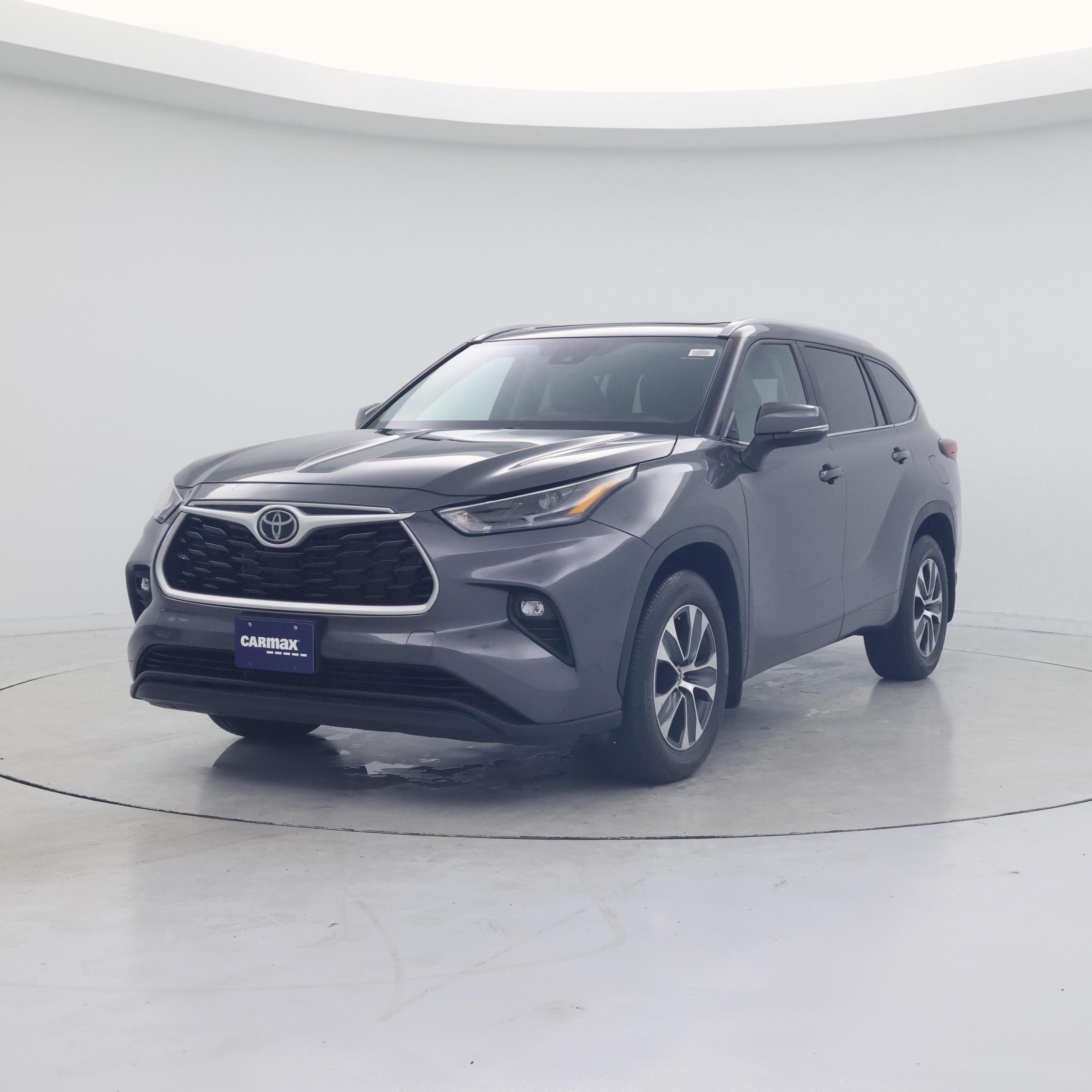 Thumbnail: 2023 Toyota Highlander - 4