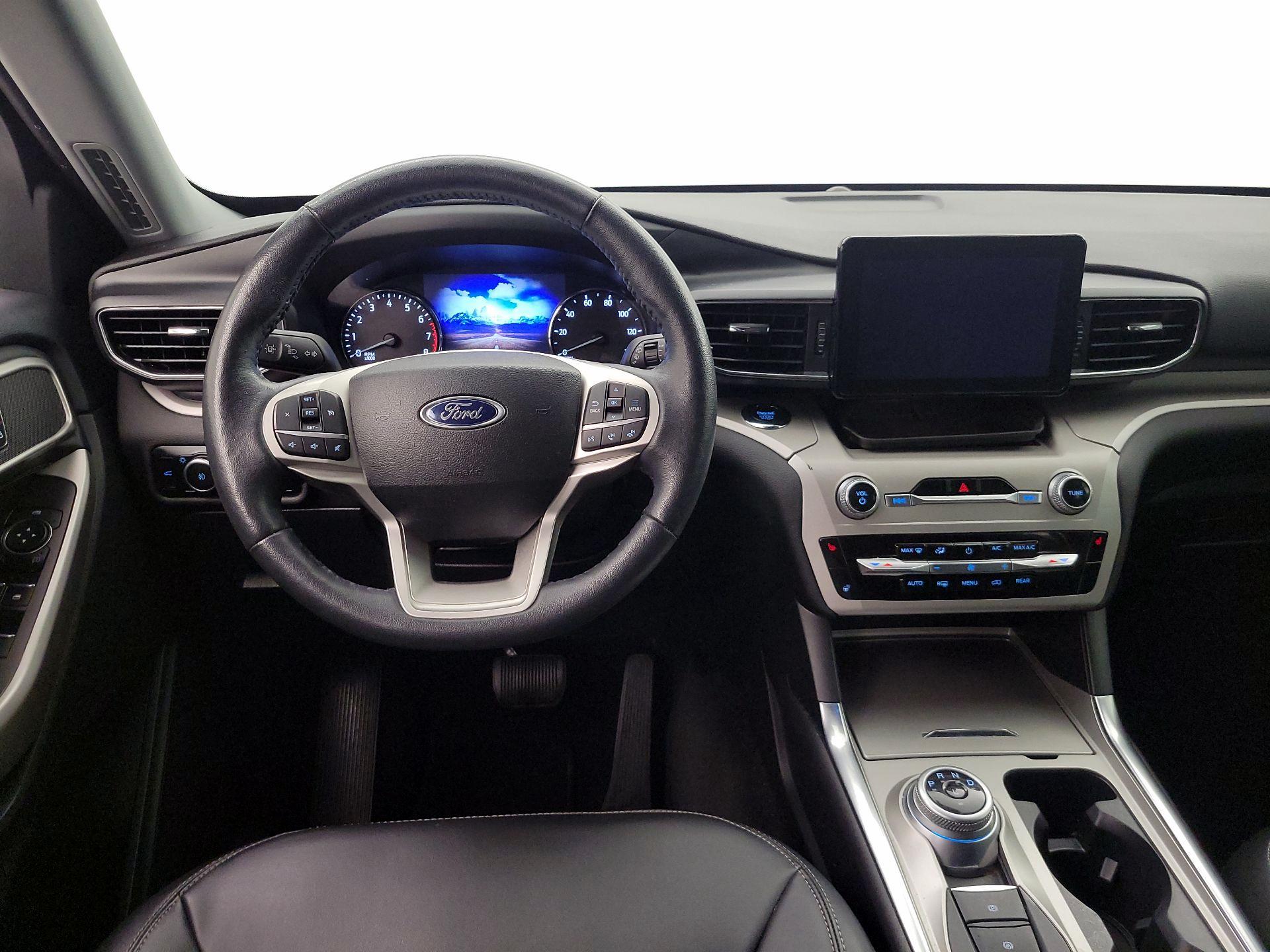 Thumbnail: 2023 Ford Explorer - 10