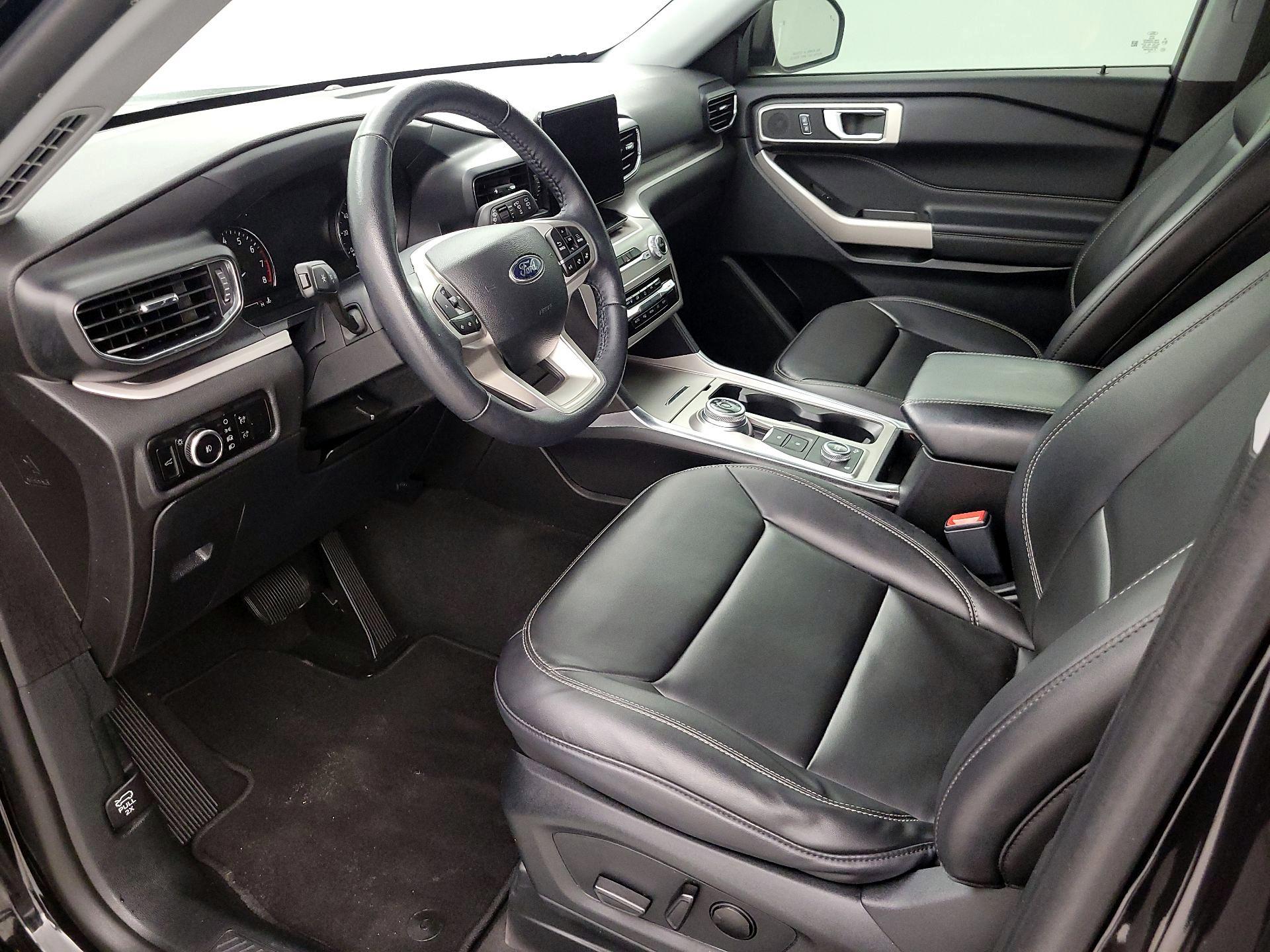 Thumbnail: 2023 Ford Explorer - 11