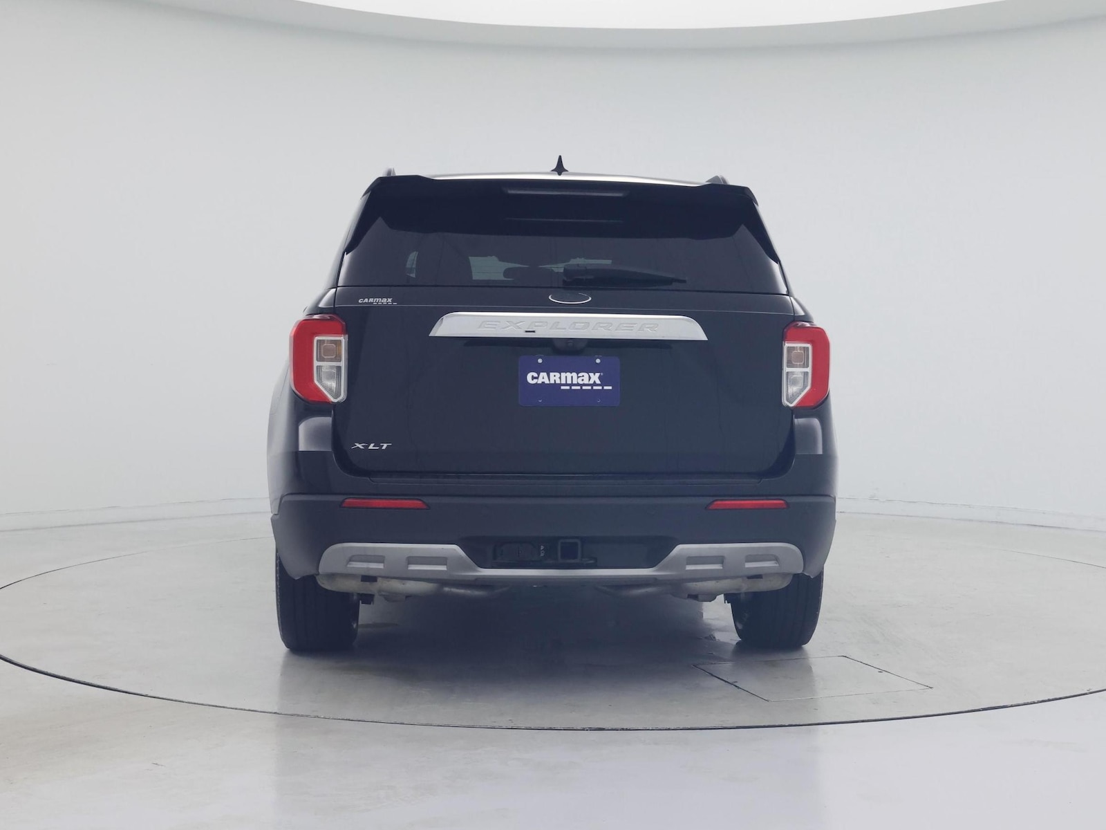 2023 Ford Explorer XLT - Photo 7