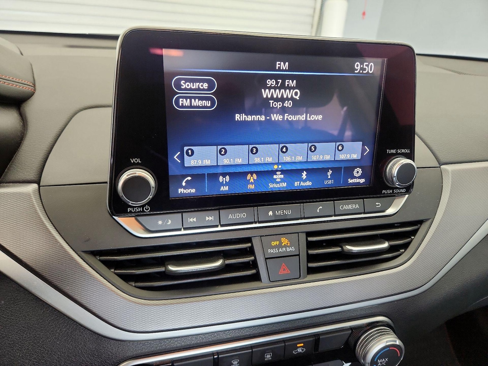 2024 Nissan Altima SR - Photo 16