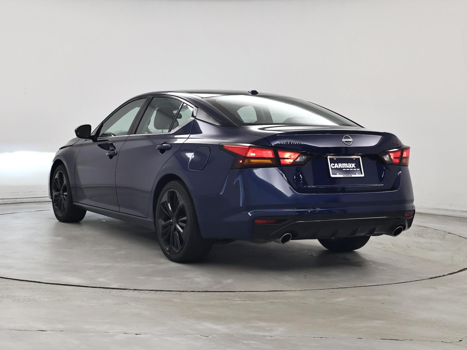 2024 Nissan Altima SR - Photo 3