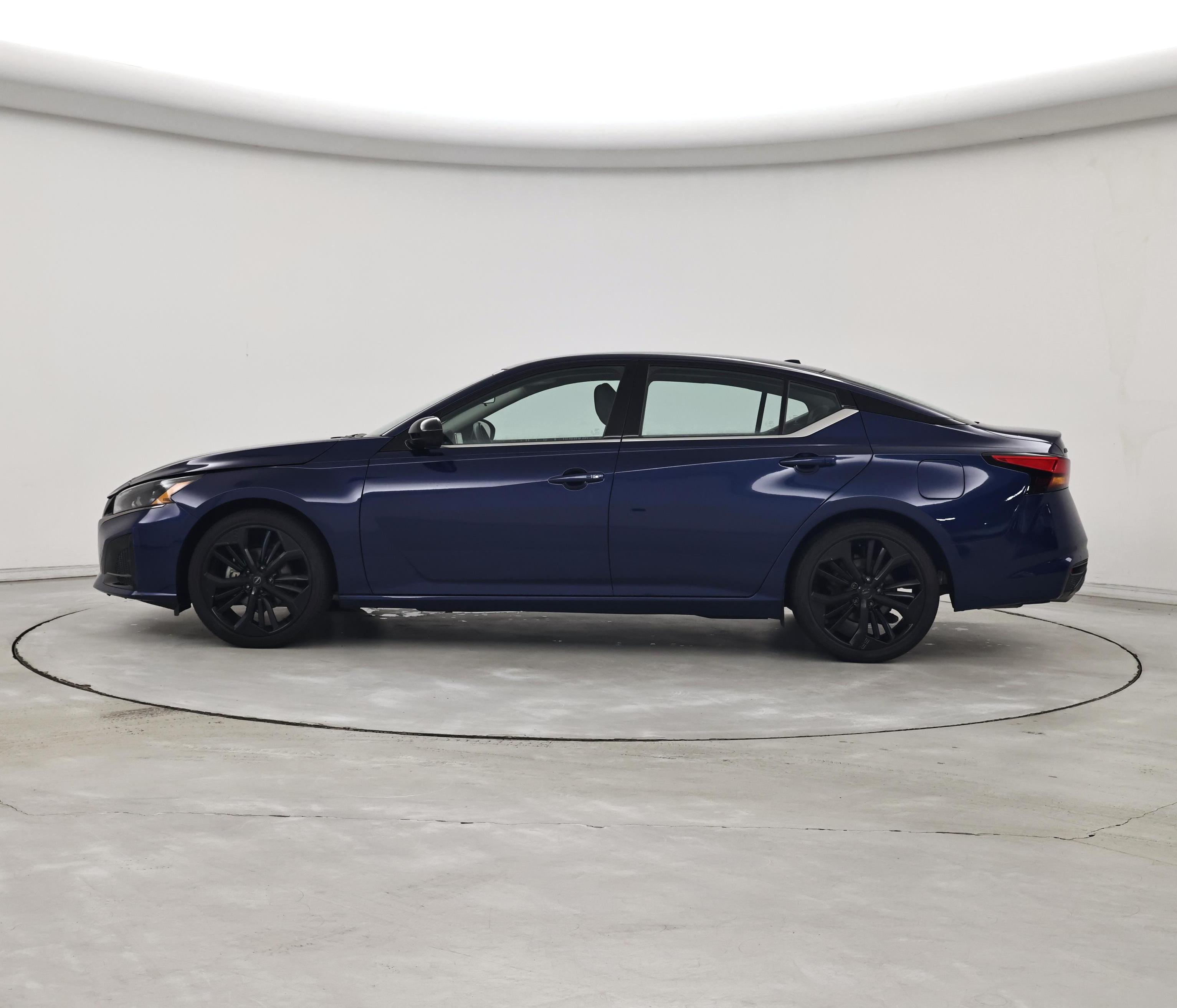 Thumbnail: 2024 Nissan Altima - 3