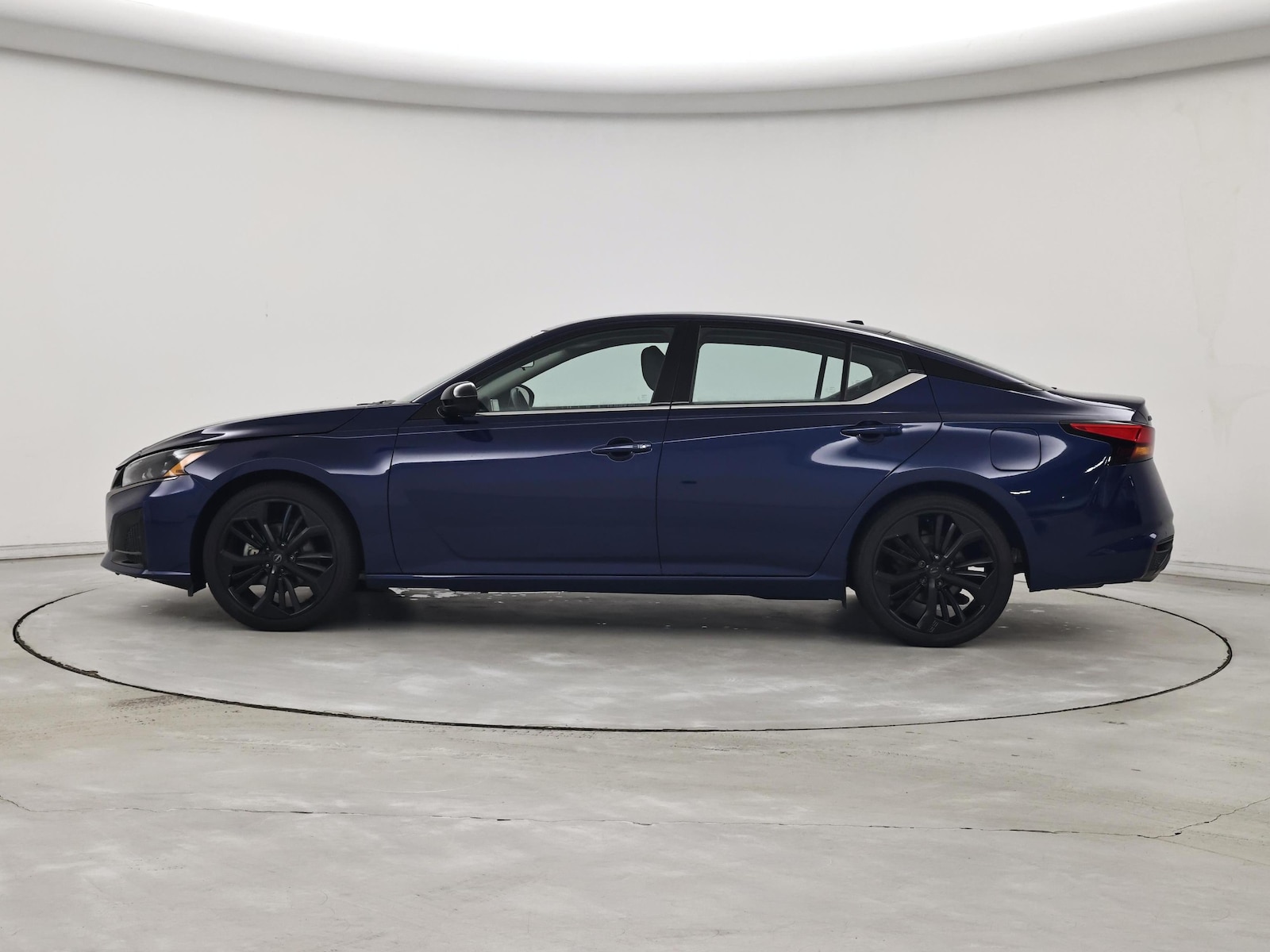 2024 Nissan Altima SR - Photo 4