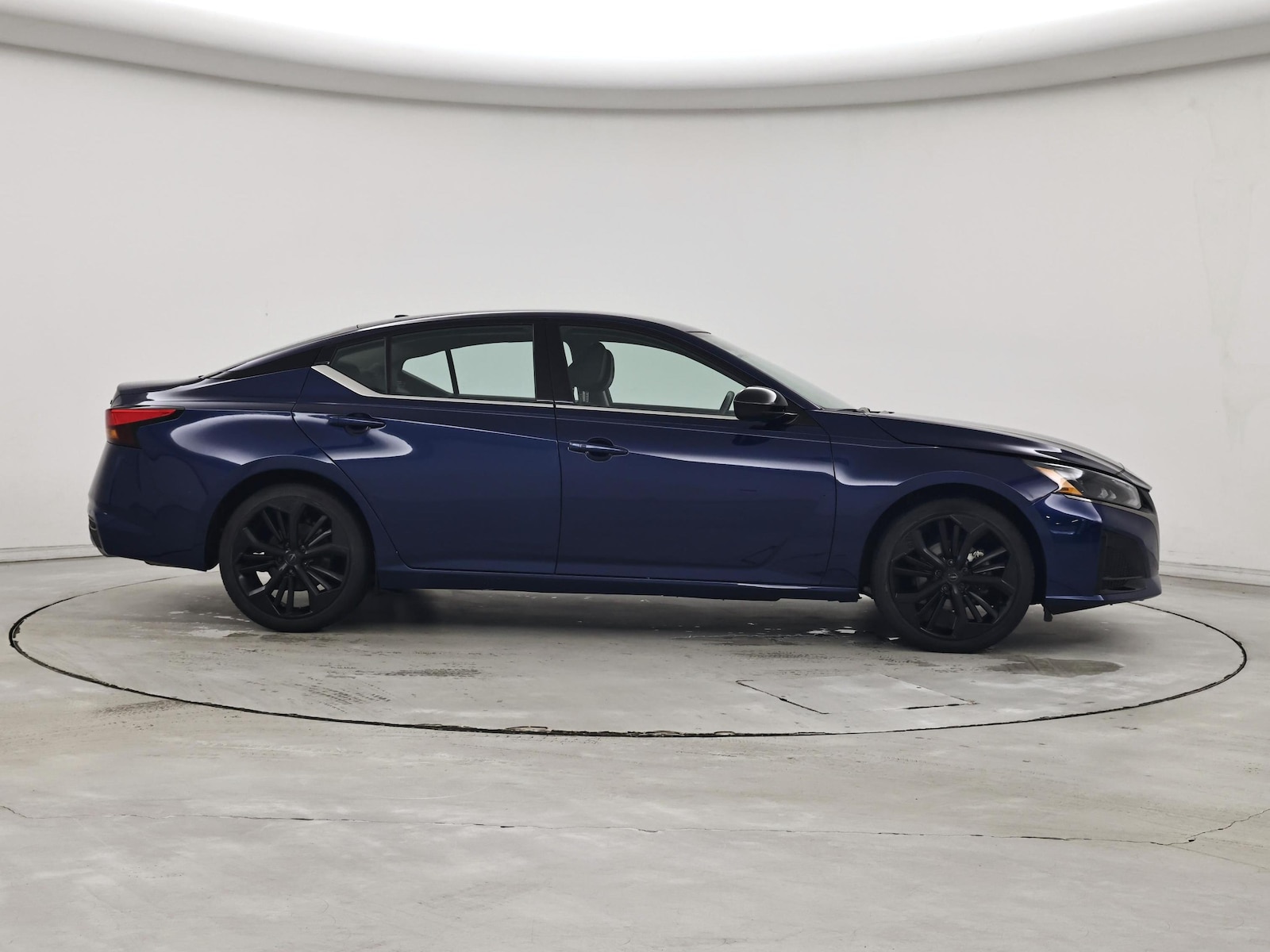 2024 Nissan Altima SR - Photo 8