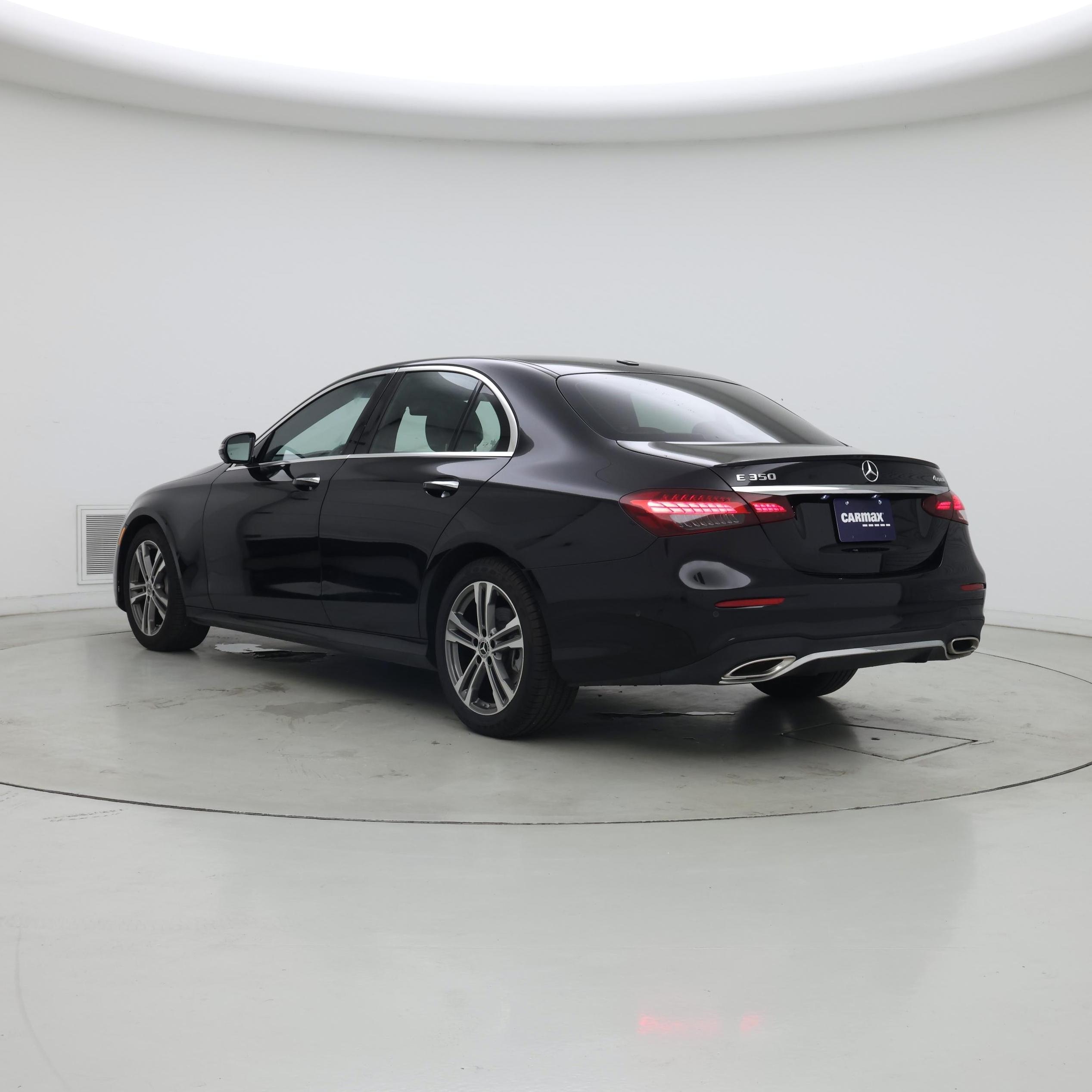 Thumbnail: 2023 Mercedes-Benz E-Class - 2