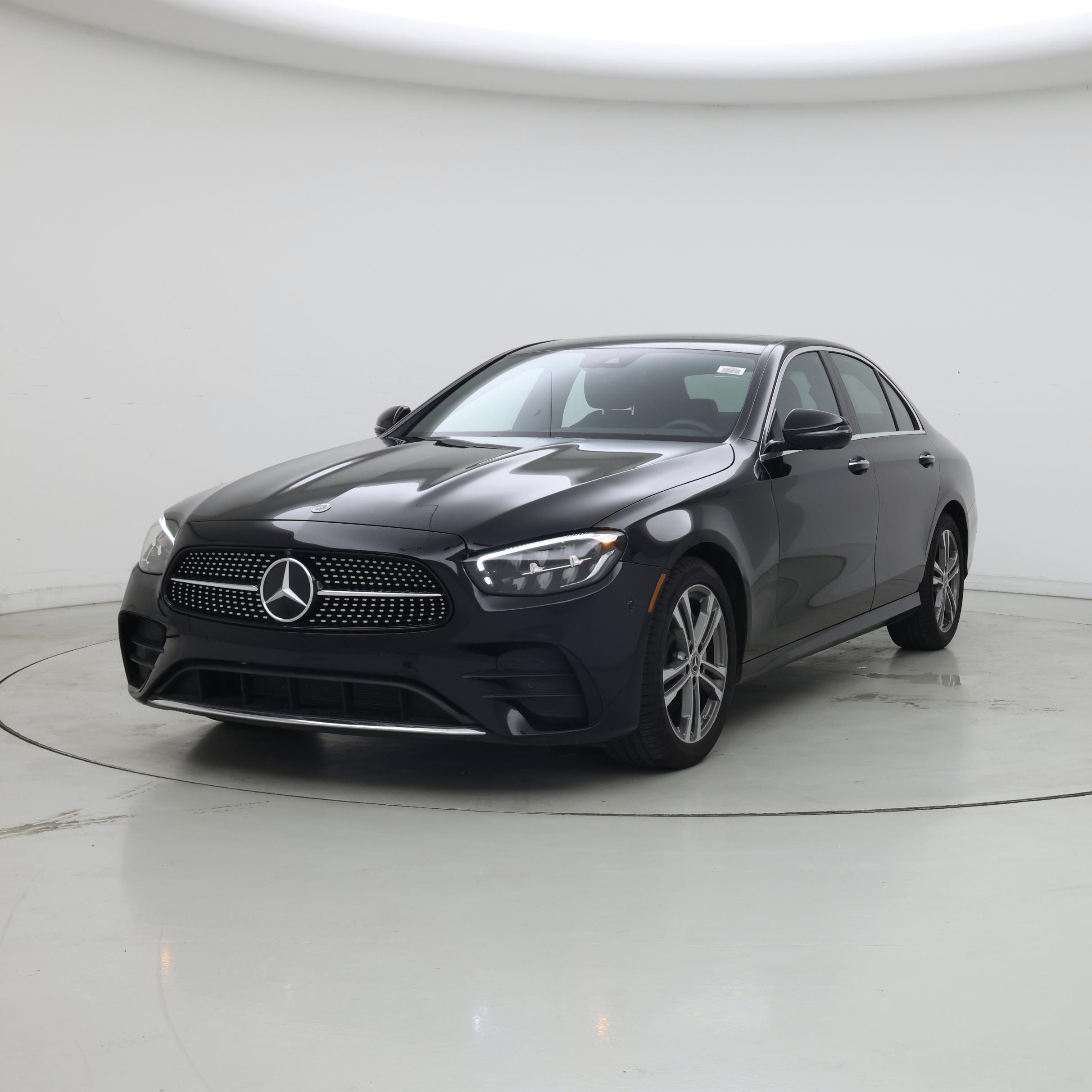 Thumbnail: 2023 Mercedes-Benz E-Class - 4