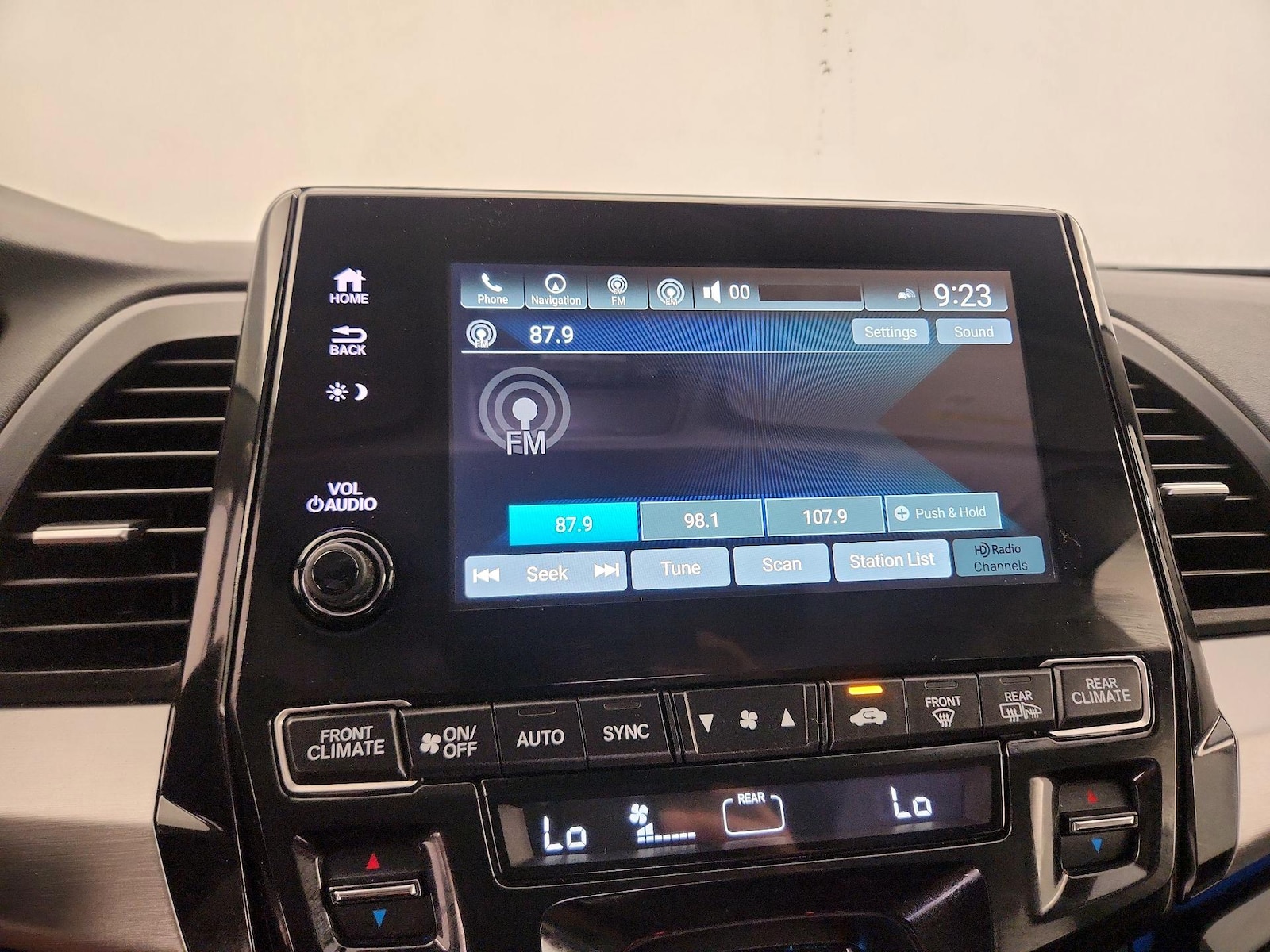 2023 Honda Odyssey Touring - Photo 16