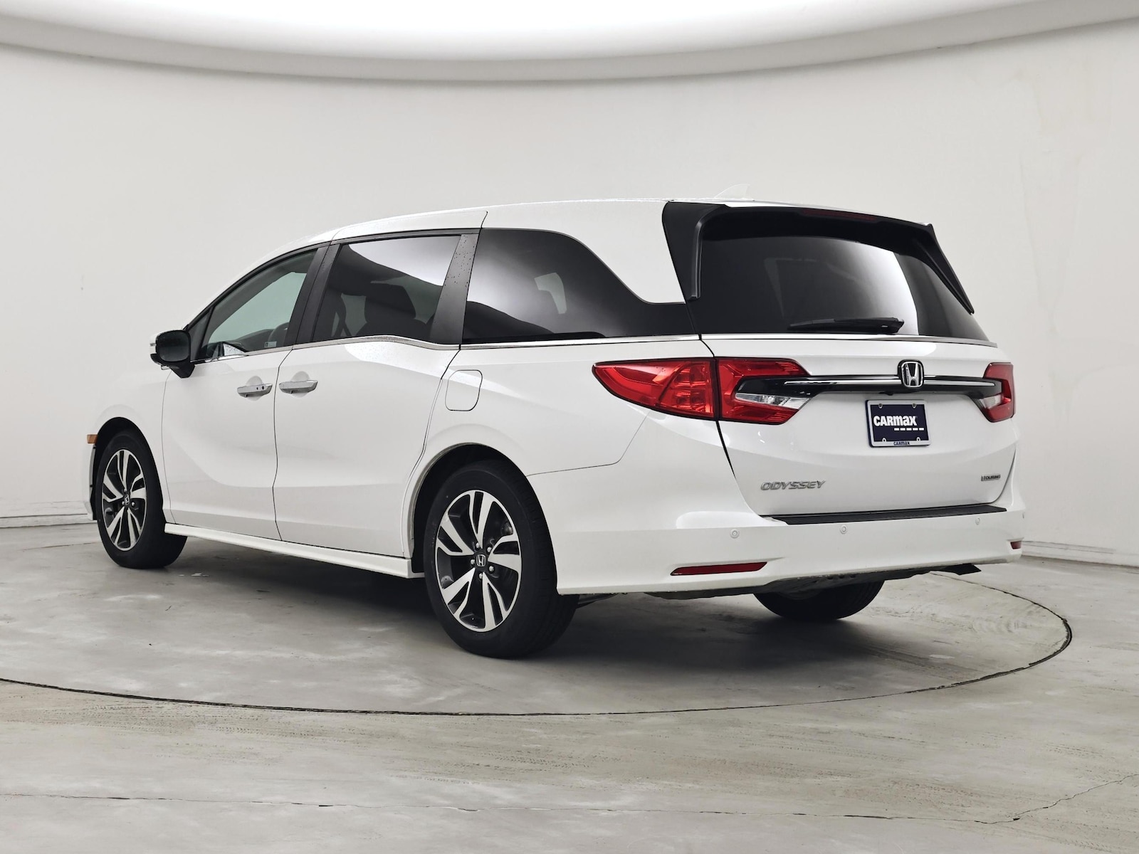 2023 Honda Odyssey Touring - Photo 3