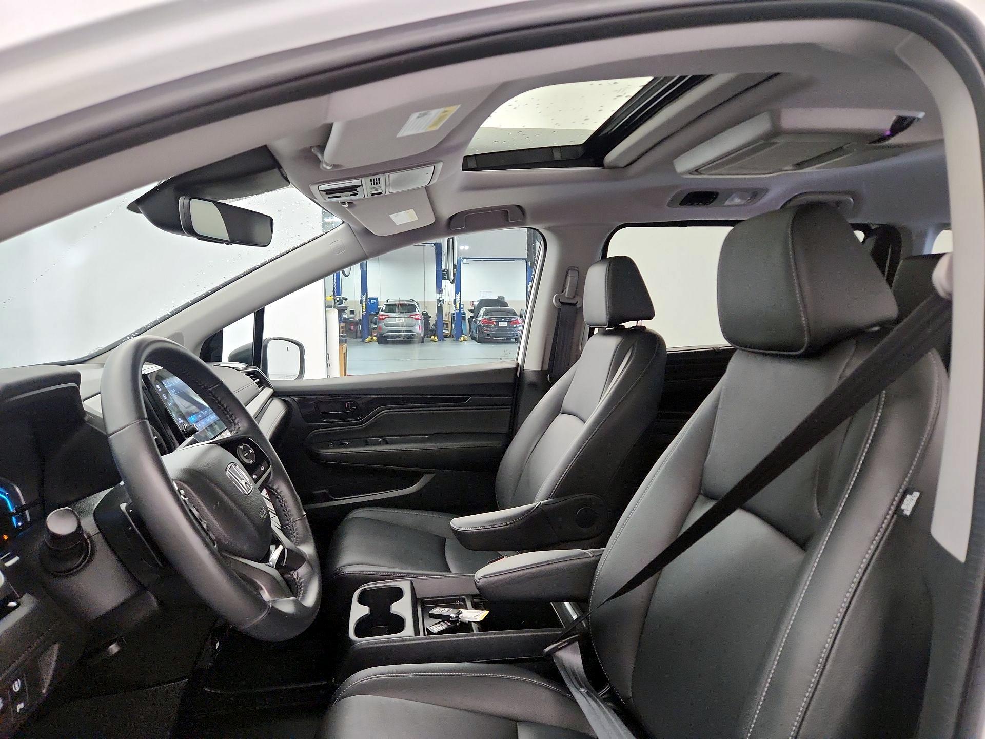 Thumbnail: 2023 Honda Odyssey - 19