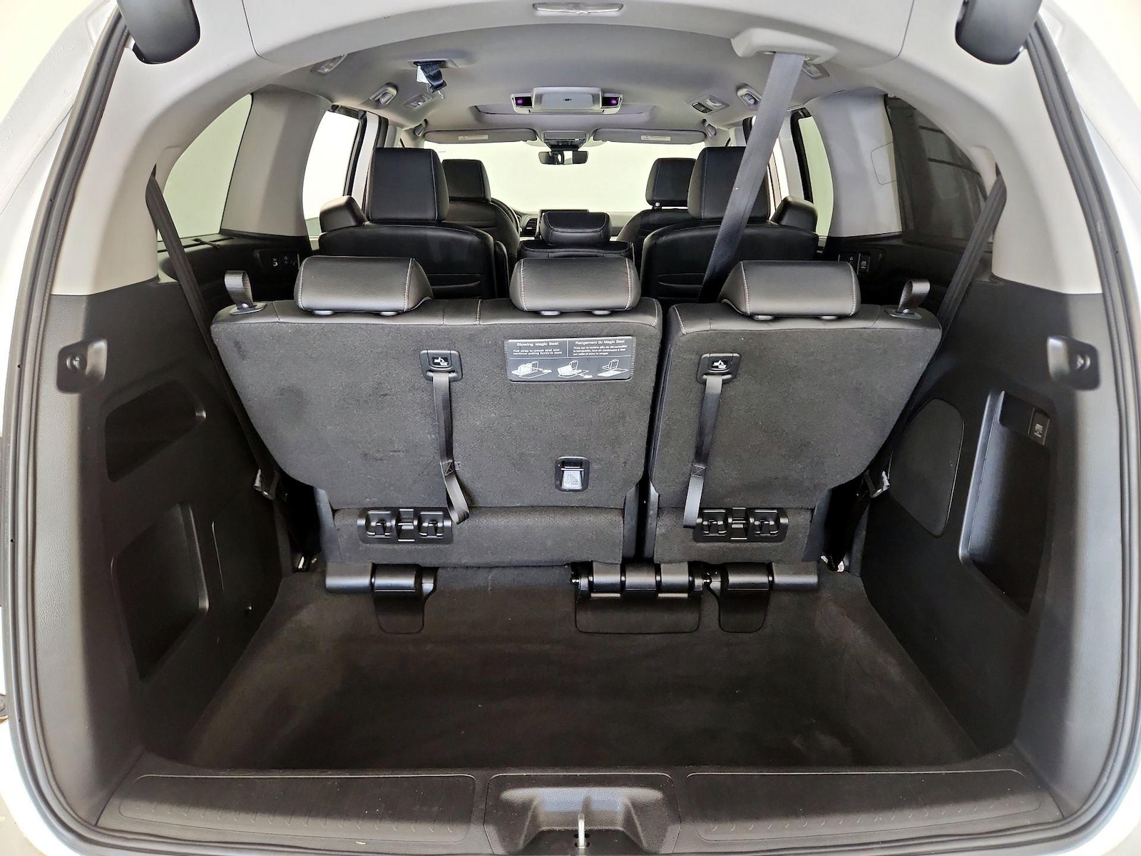 2023 Honda Odyssey Touring - Photo 22