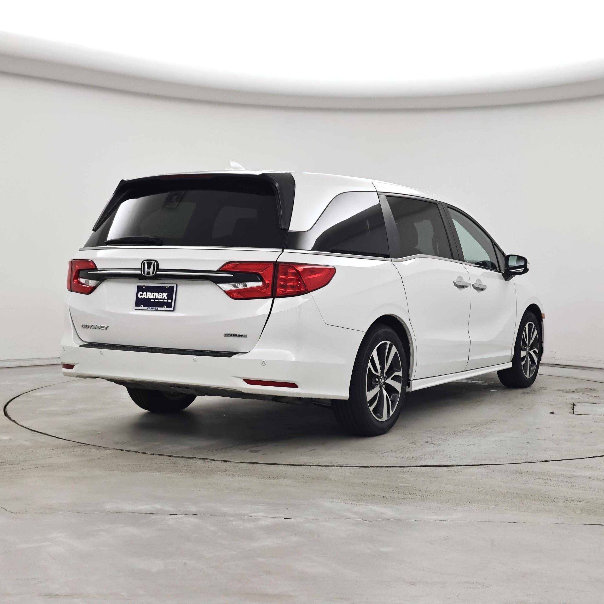 Thumbnail: 2023 Honda Odyssey - 8