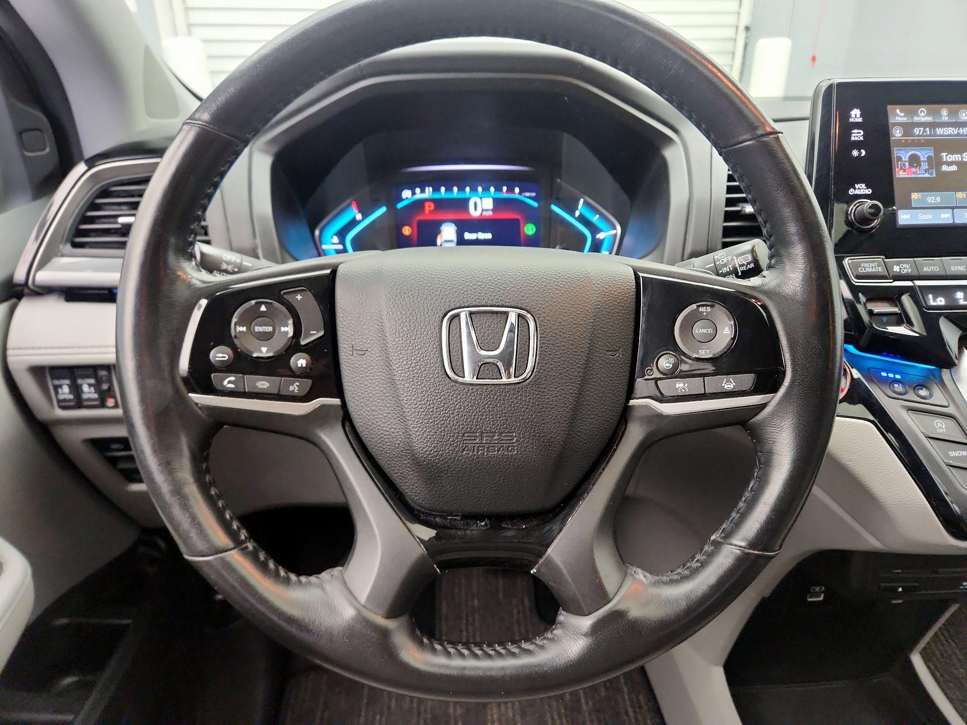 Thumbnail: 2023 Honda Odyssey - 10