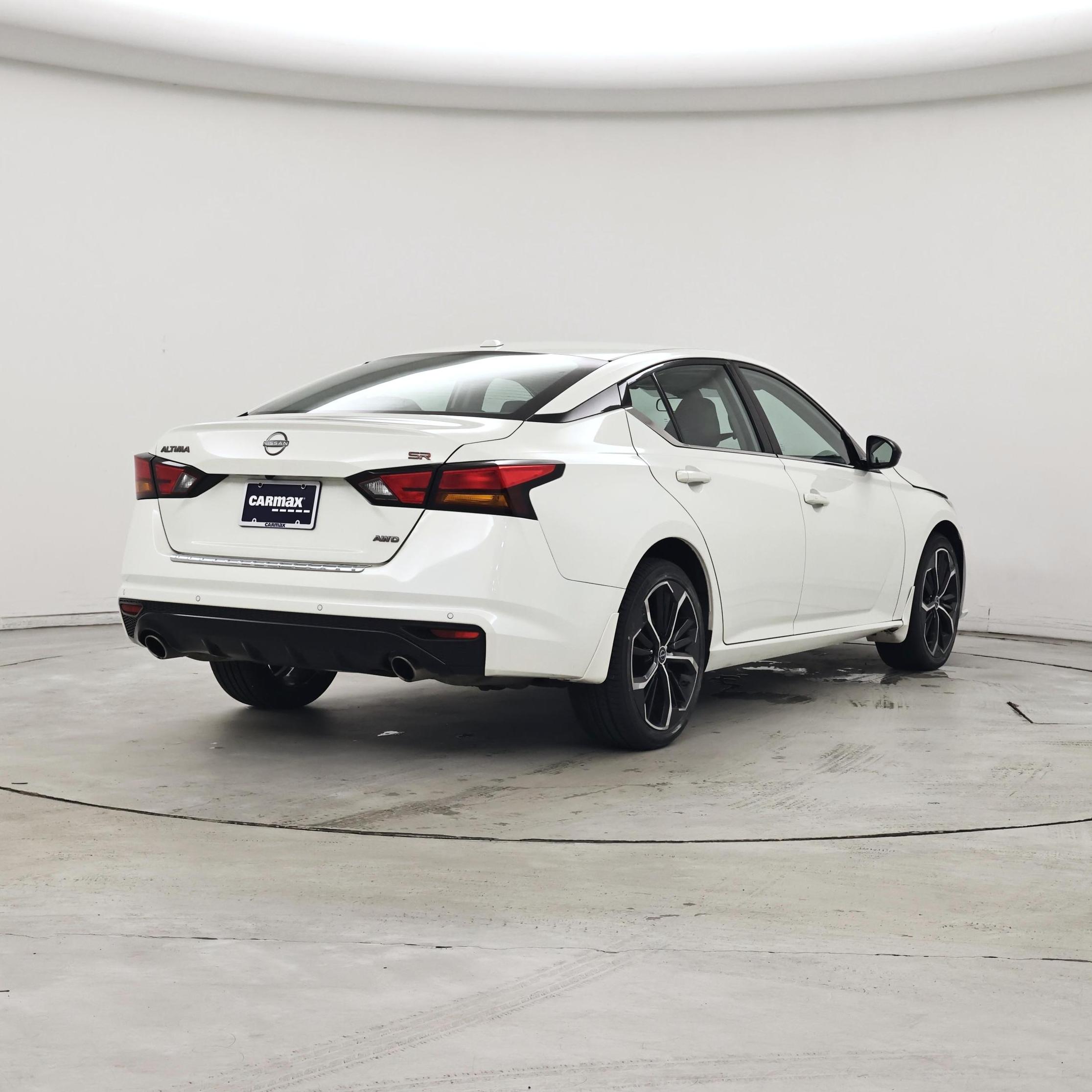 Thumbnail: 2023 Nissan Altima - 8