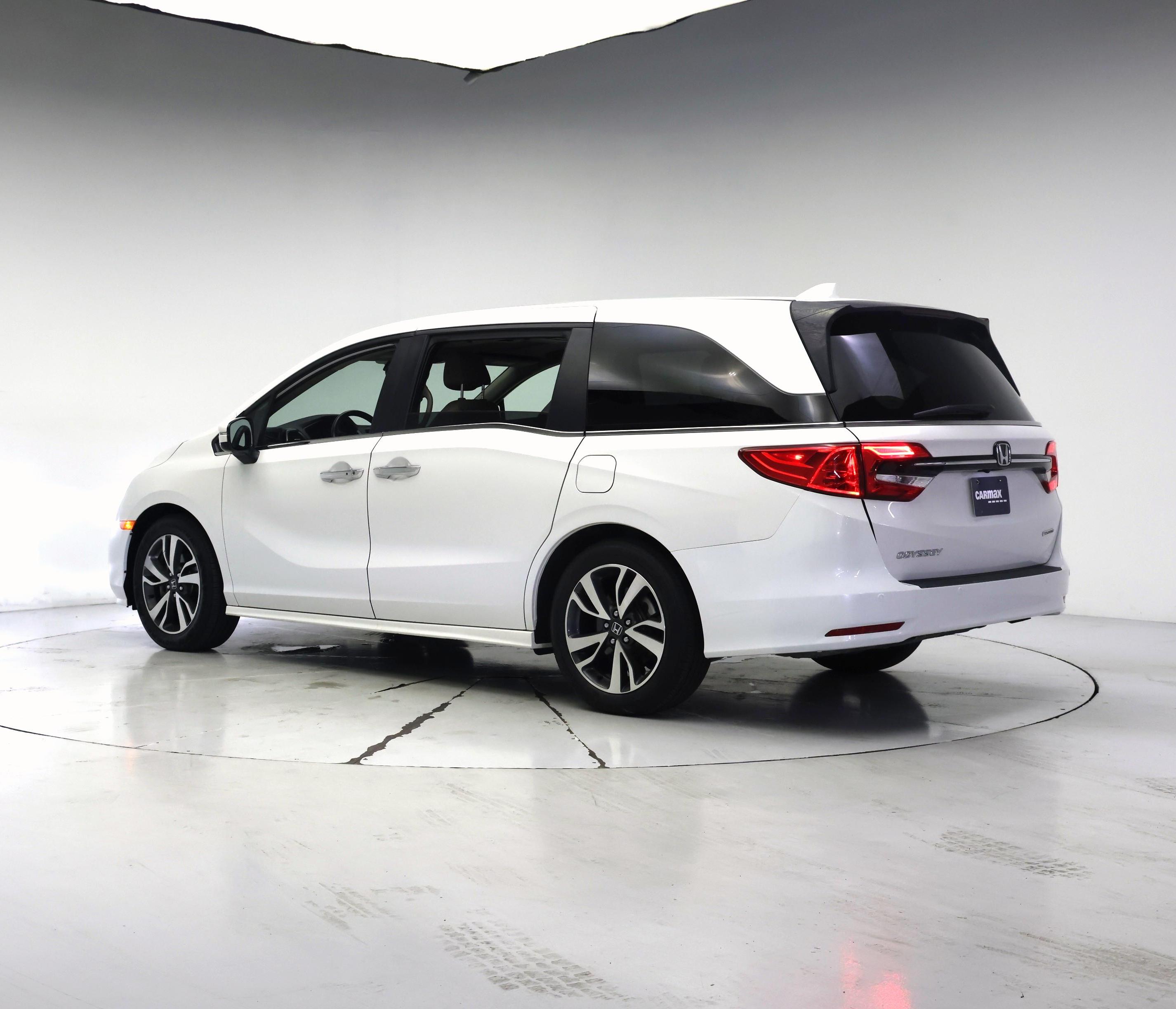 Thumbnail: 2023 Honda Odyssey - 2