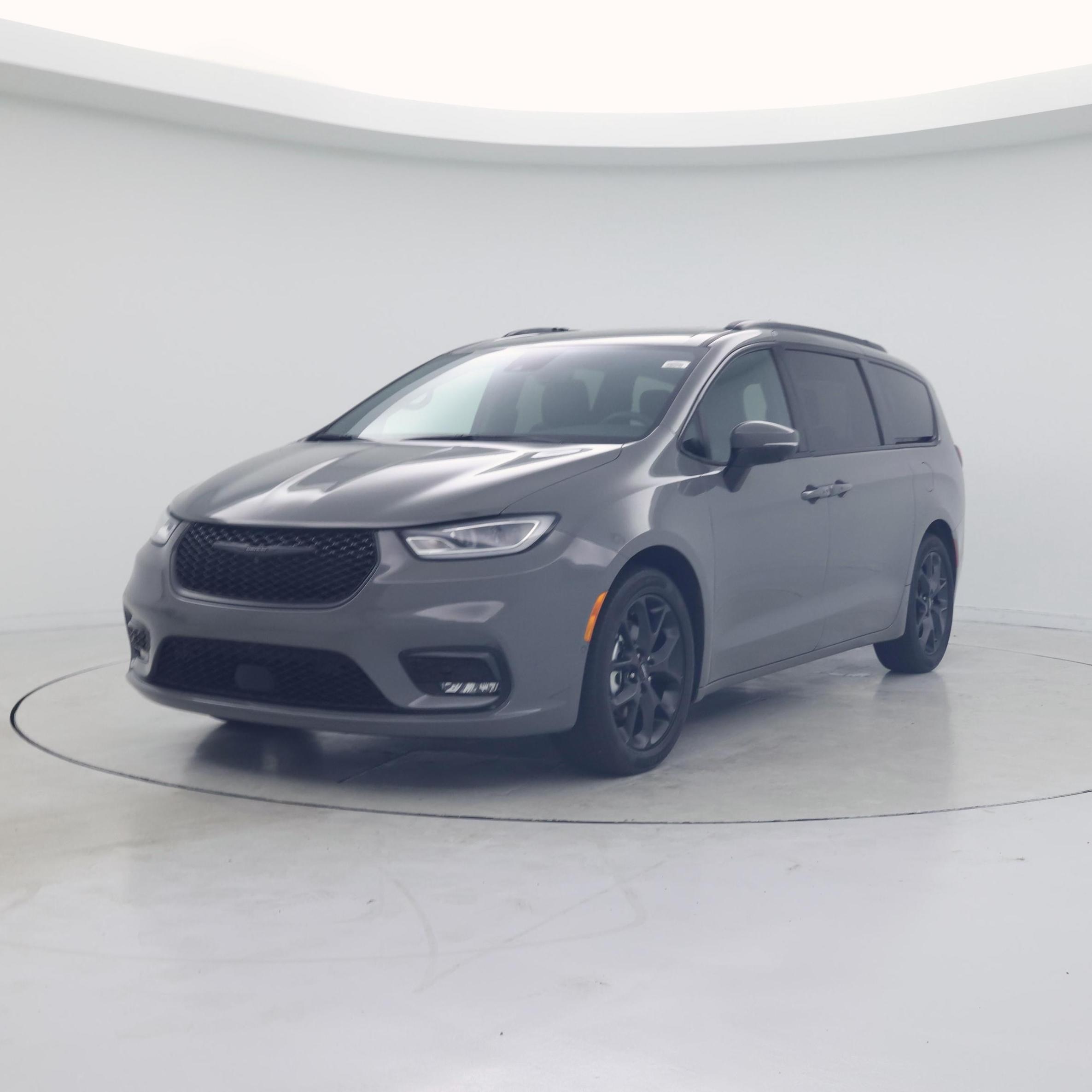 Thumbnail: 2023 Chrysler Pacifica - 4