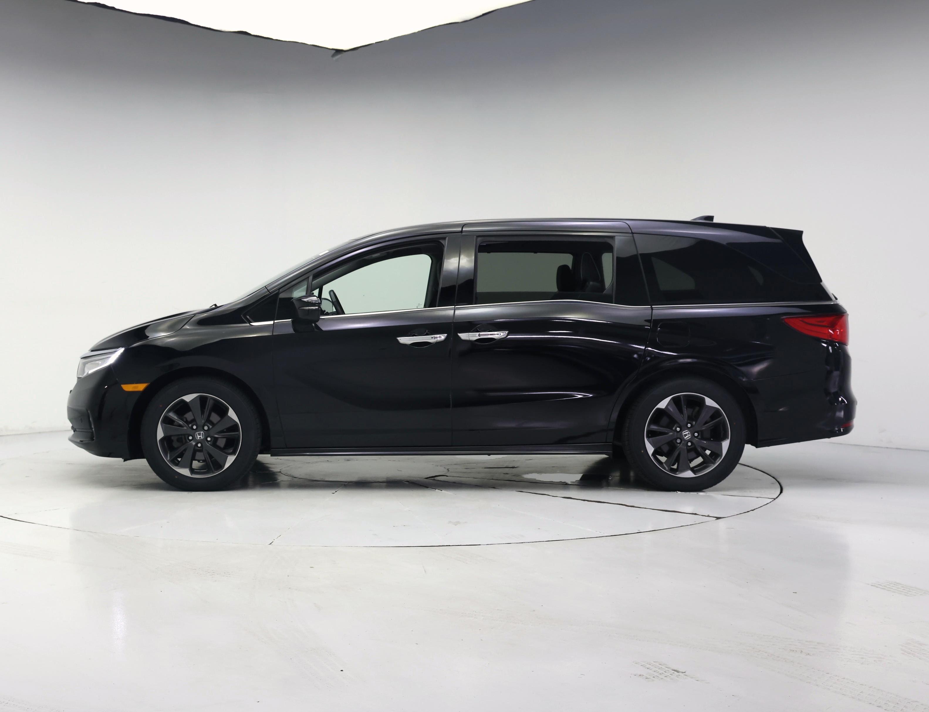 Thumbnail: 2024 Honda Odyssey - 3