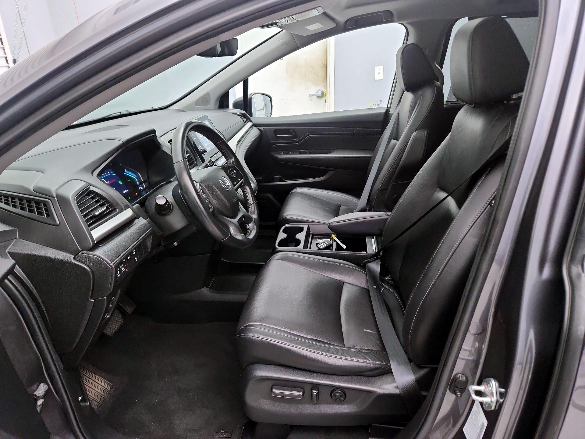 Thumbnail: 2023 Honda Odyssey - 11