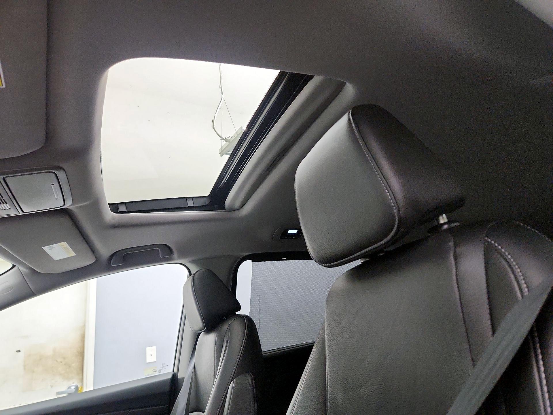Thumbnail: 2023 Honda Odyssey - 19