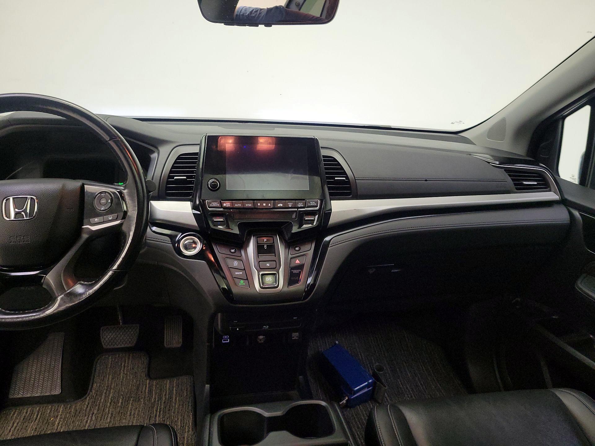 Thumbnail: 2023 Honda Odyssey - 9