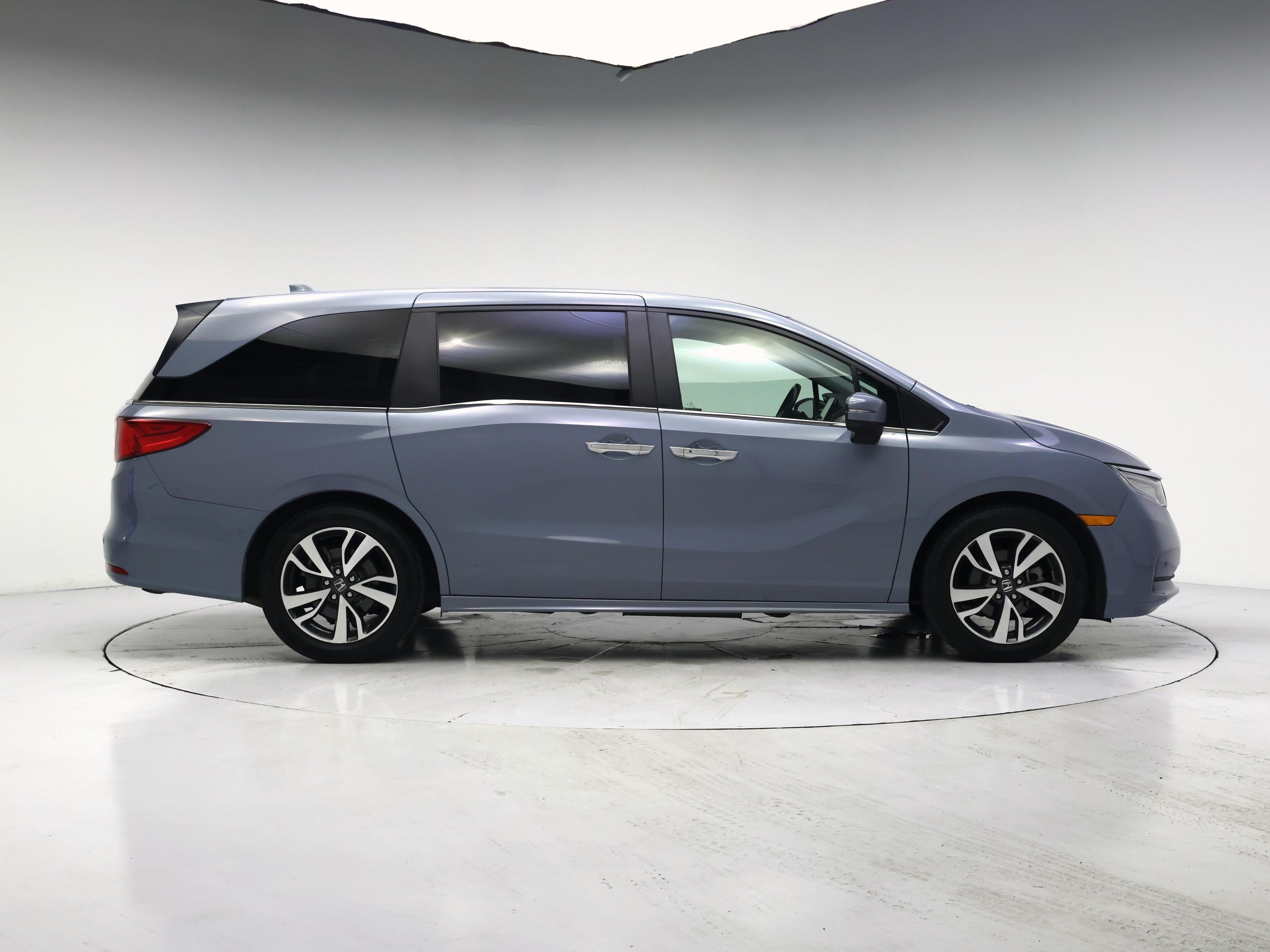 Thumbnail: 2023 Honda Odyssey - 7