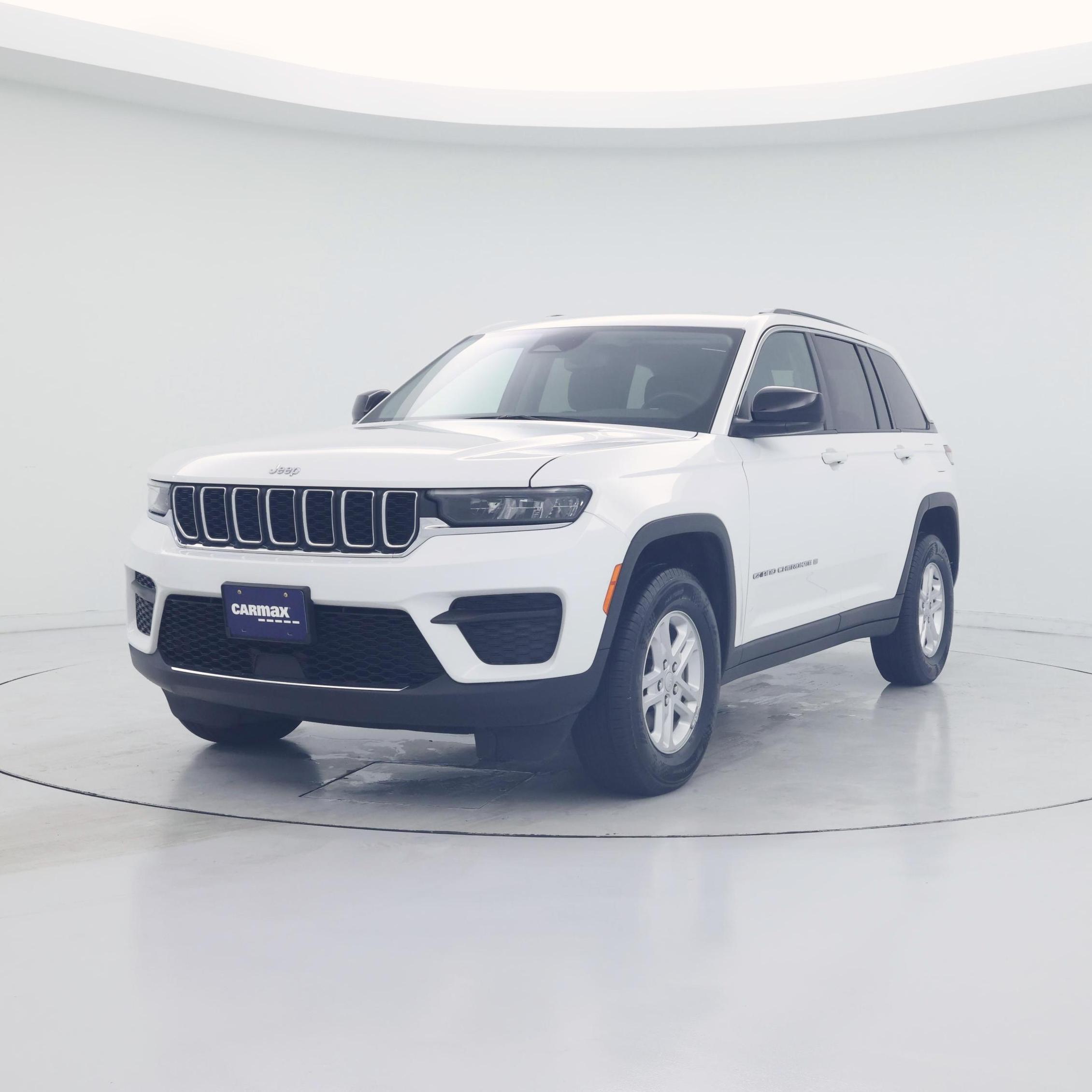 Thumbnail: 2023 Jeep Grand Cherokee - 4