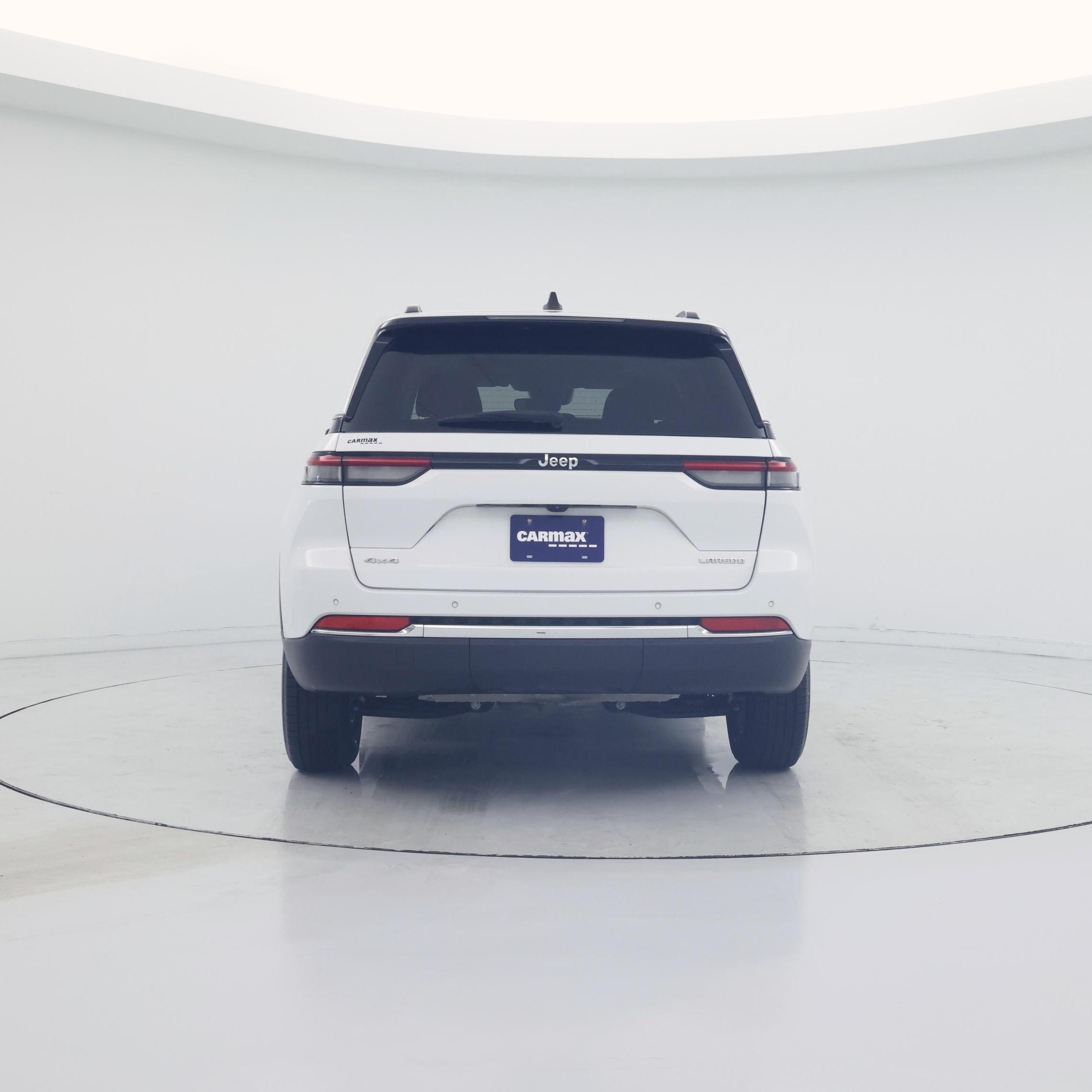 Thumbnail: 2023 Jeep Grand Cherokee - 6