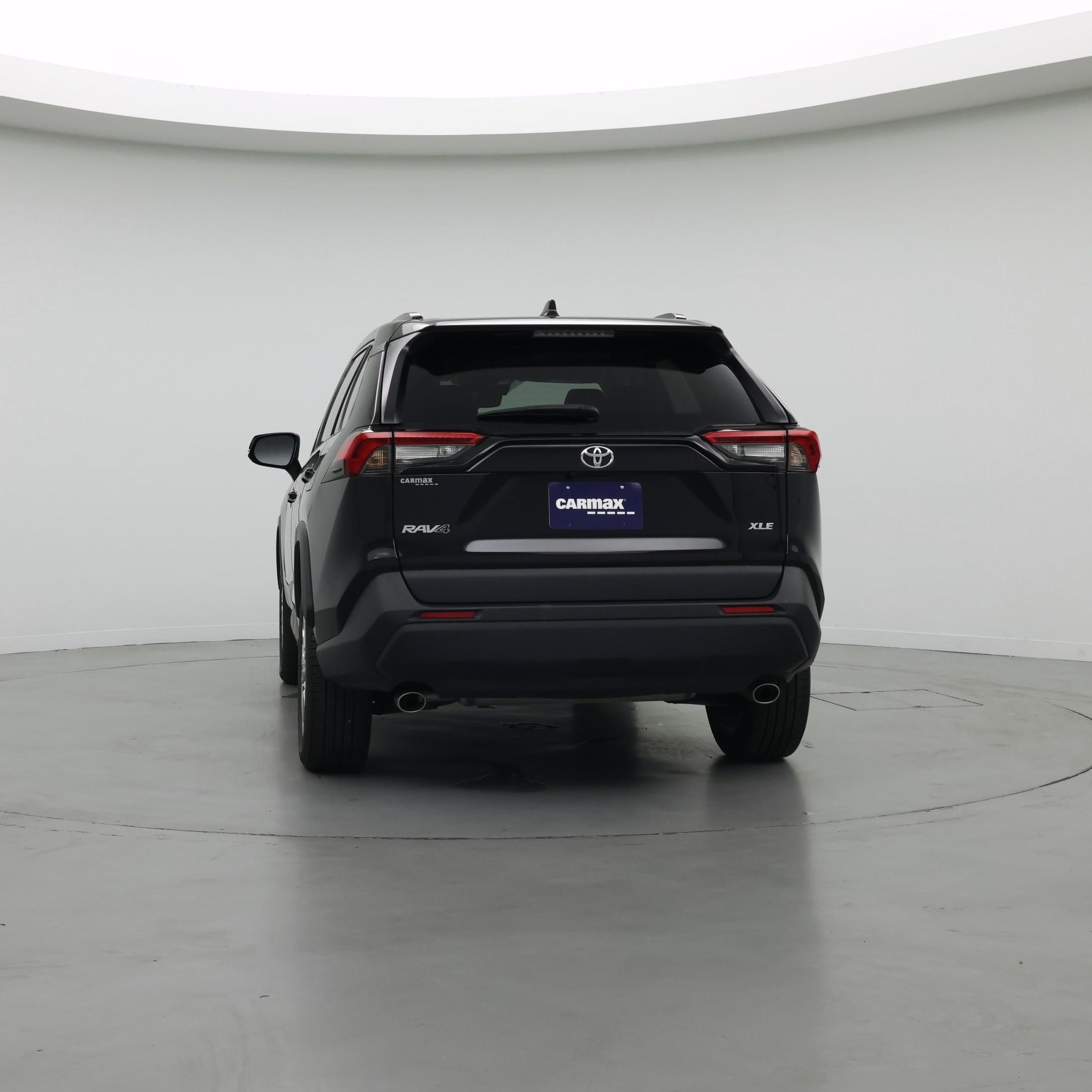 Thumbnail: 2023 Toyota RAV4 - 6