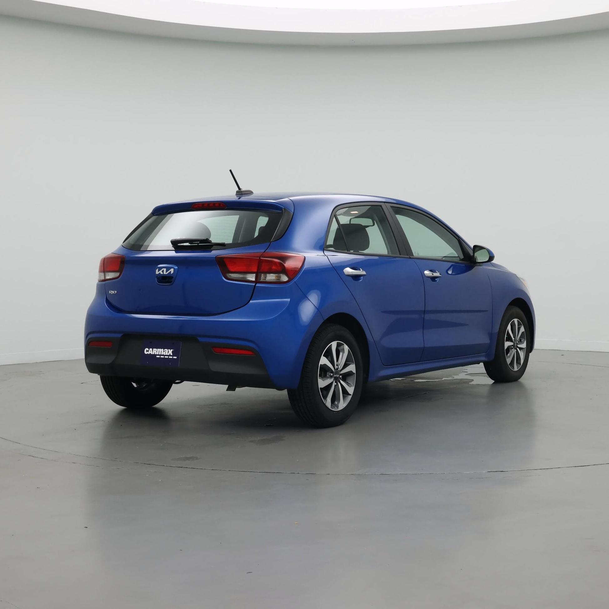 Thumbnail: 2023 Kia Rio - 8