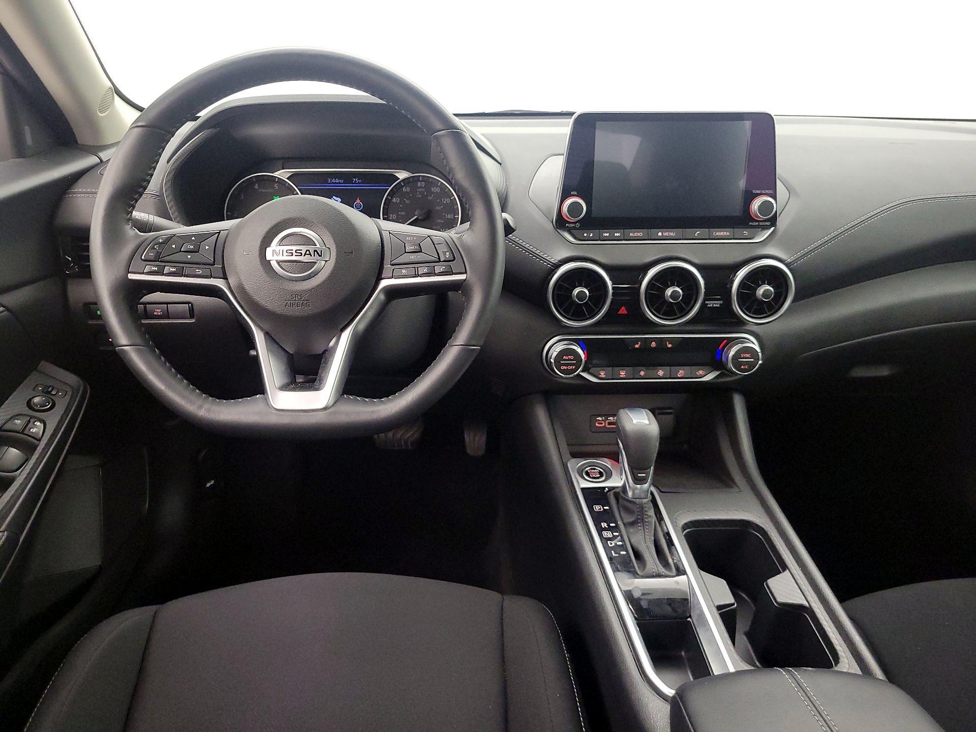 Thumbnail: 2023 Nissan Sentra - 10