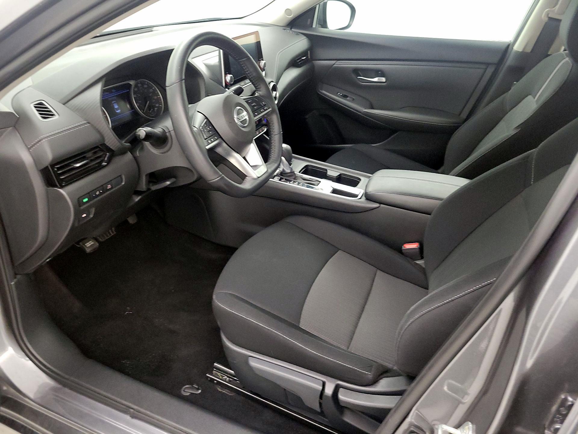 Thumbnail: 2023 Nissan Sentra - 11
