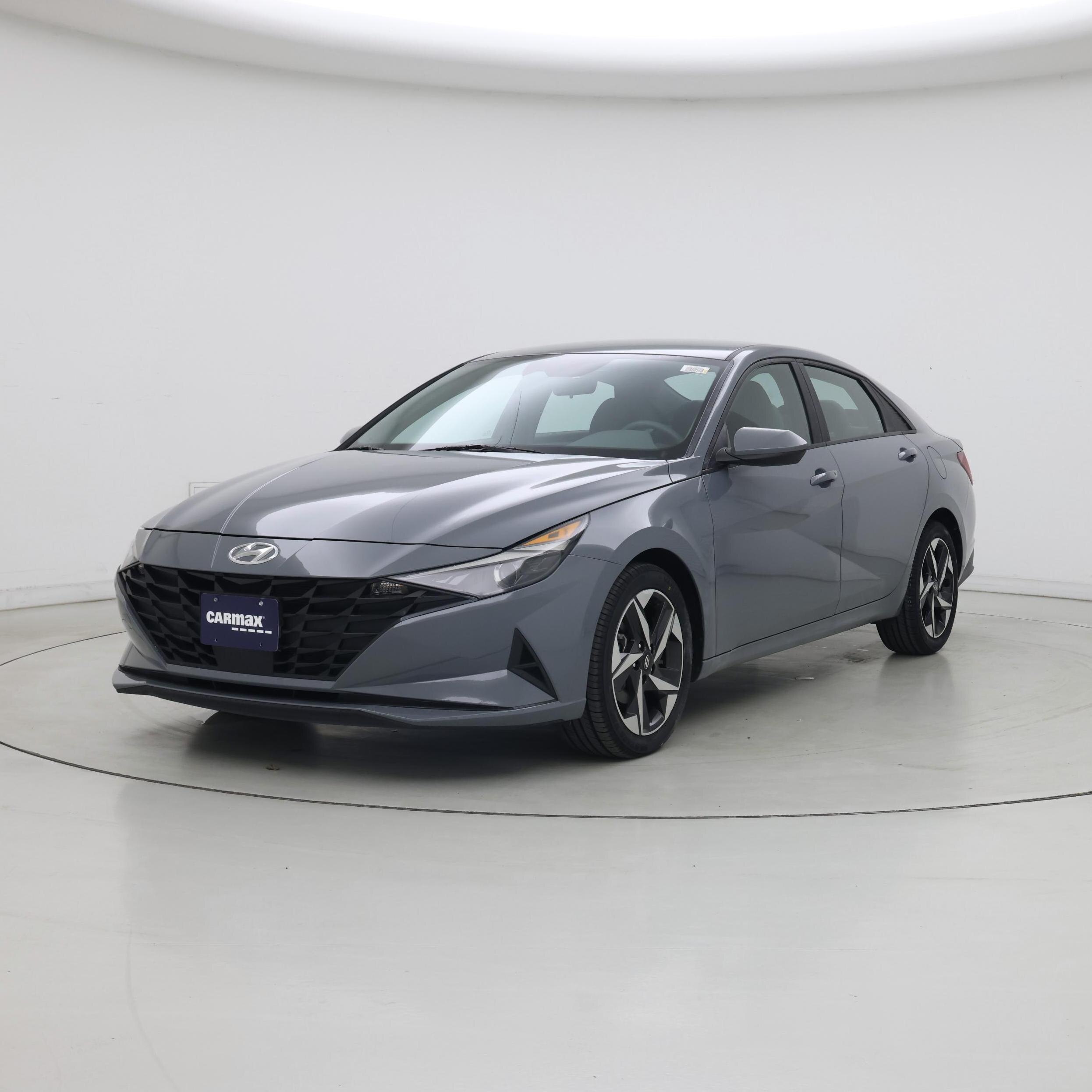 Thumbnail: 2023 Hyundai Elantra - 4