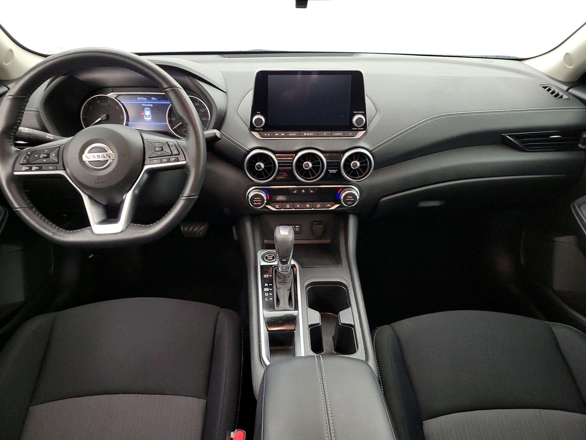 Thumbnail: 2023 Nissan Sentra - 9