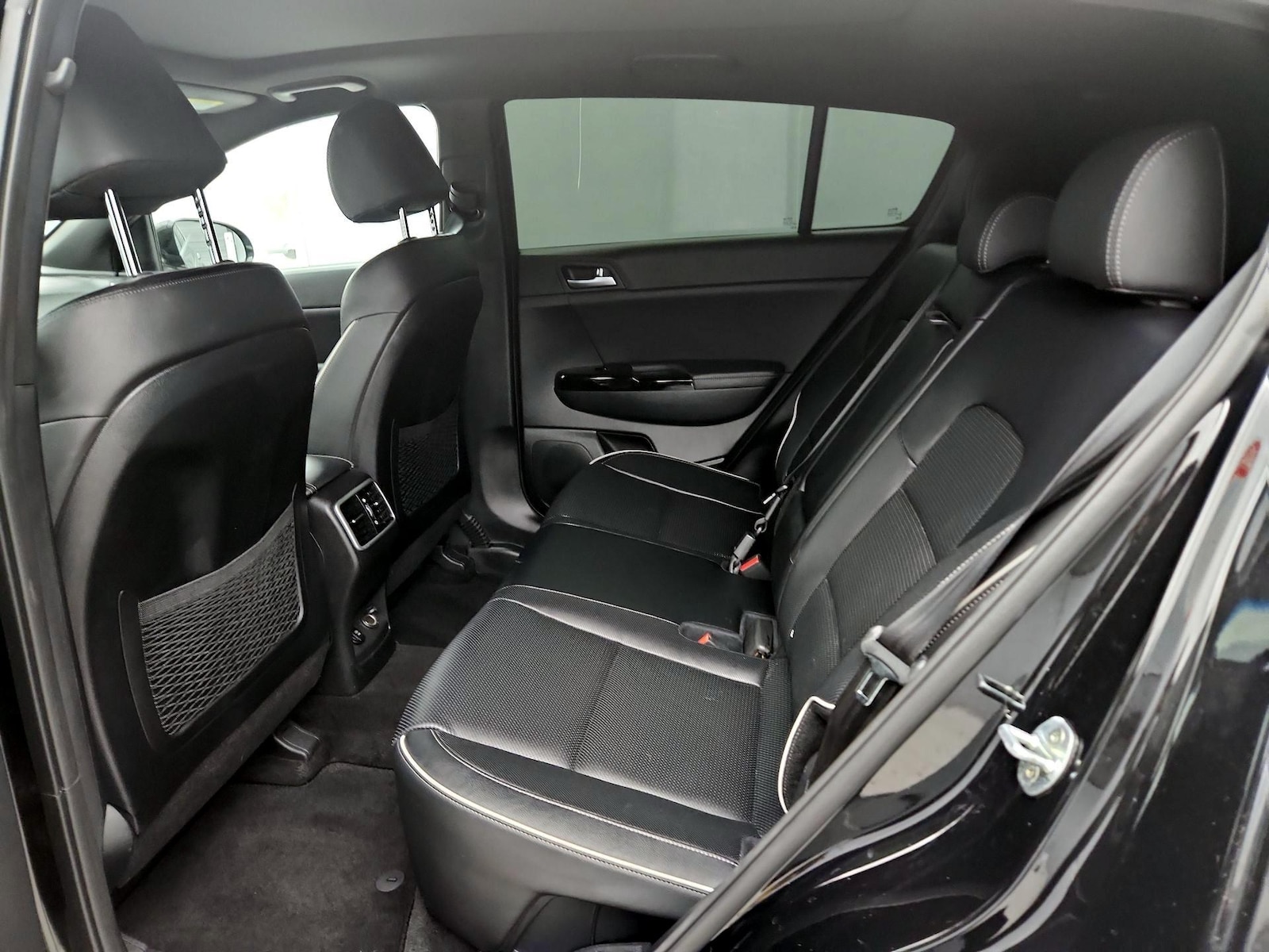2021 Kia Sportage SX Turbo - Photo 22