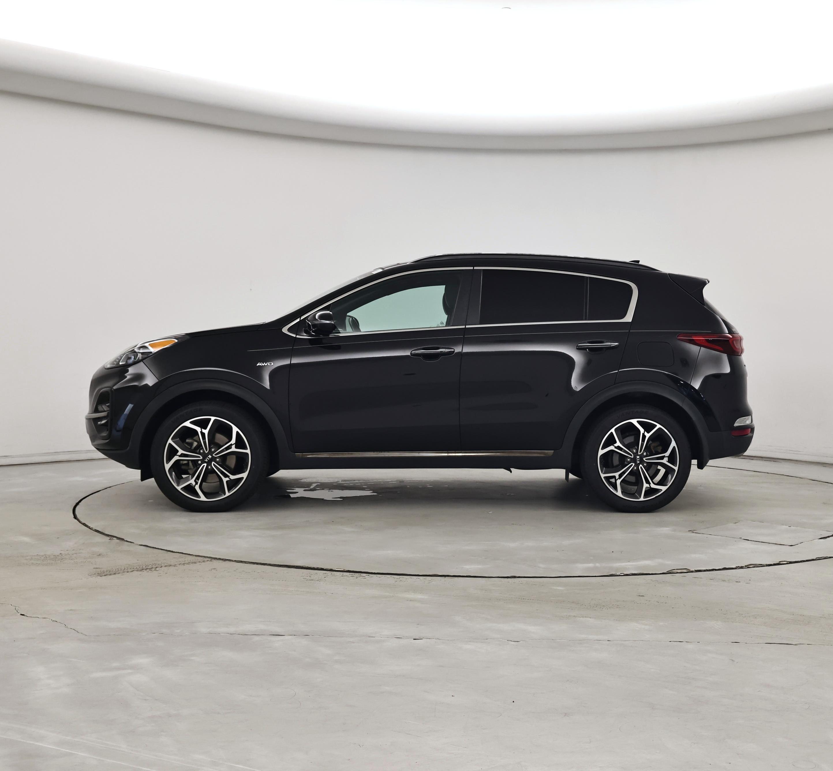 Thumbnail: 2021 Kia Sportage - 3
